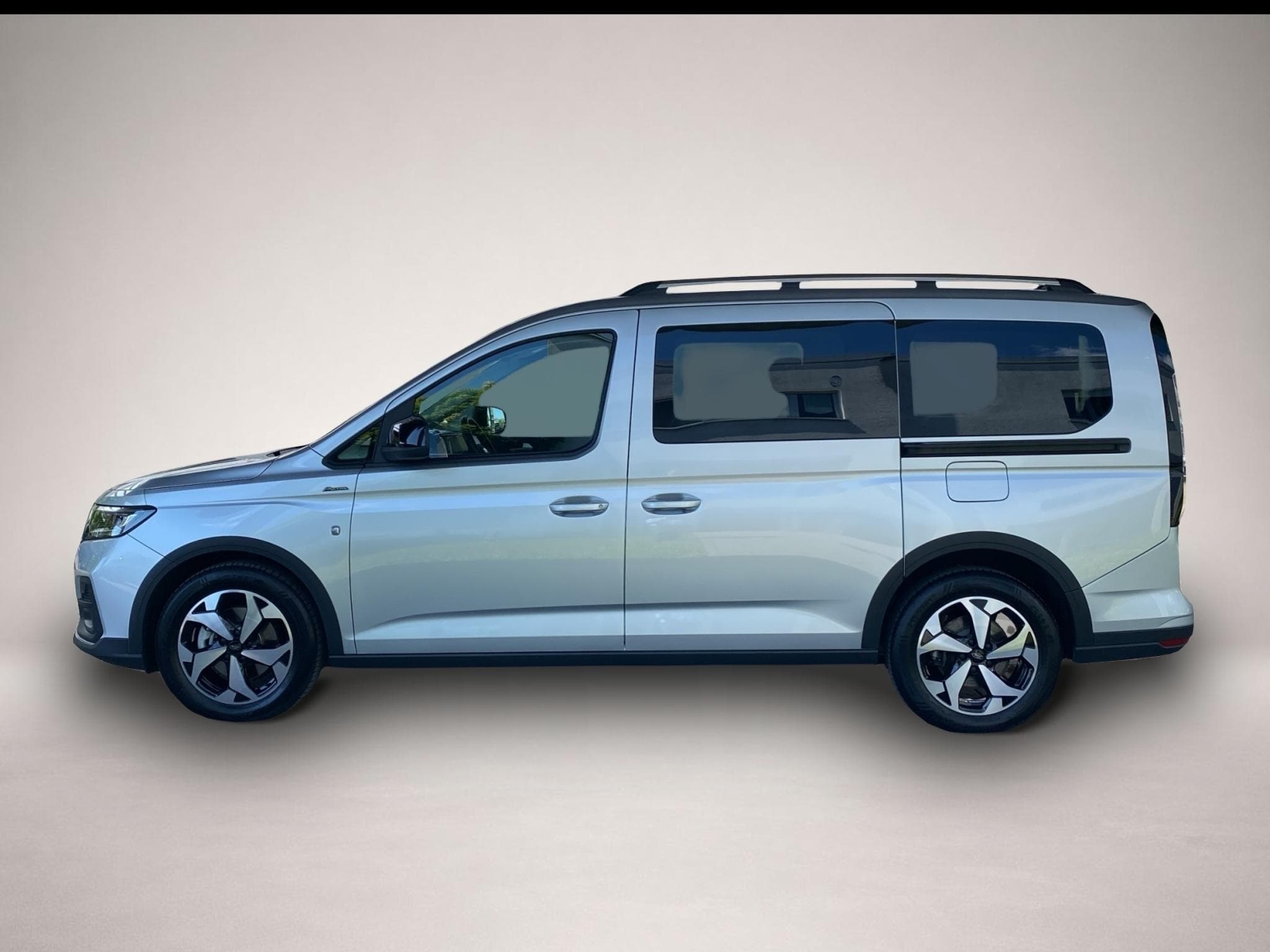 Ford Tourneo (2024) - Photo 2