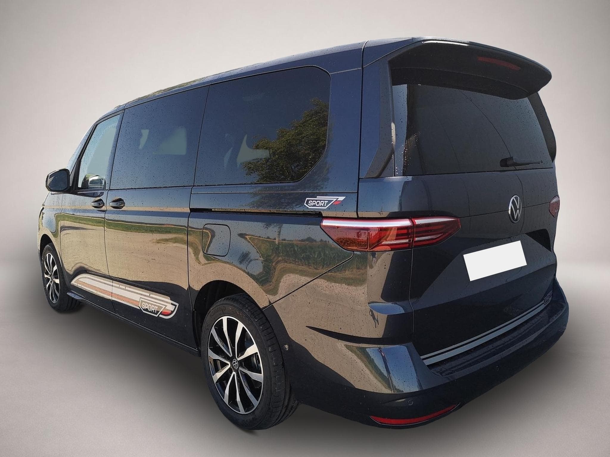 VW Multivan (2025) - Photo 2