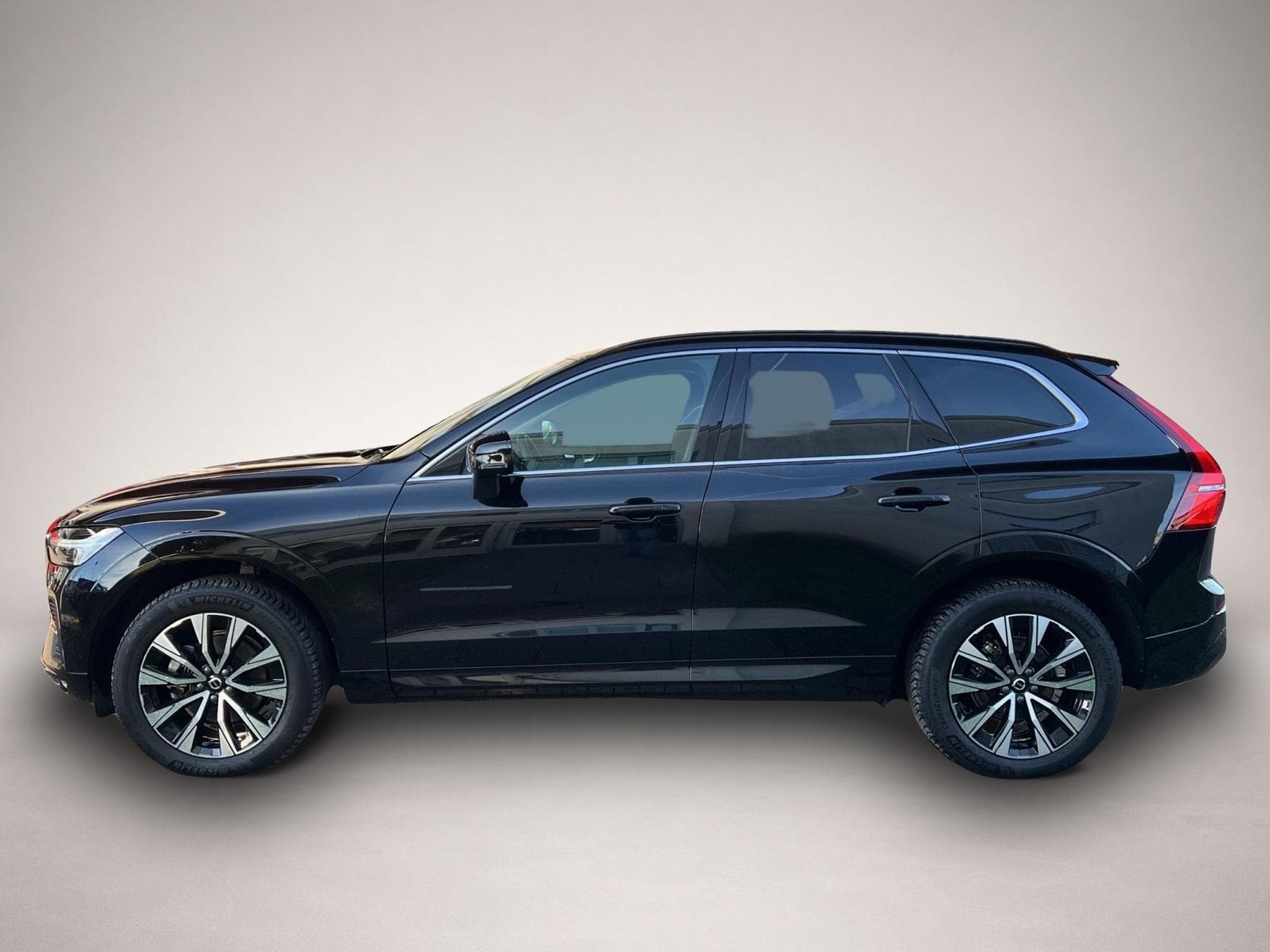 Volvo XC60 (2024) - Photo 2