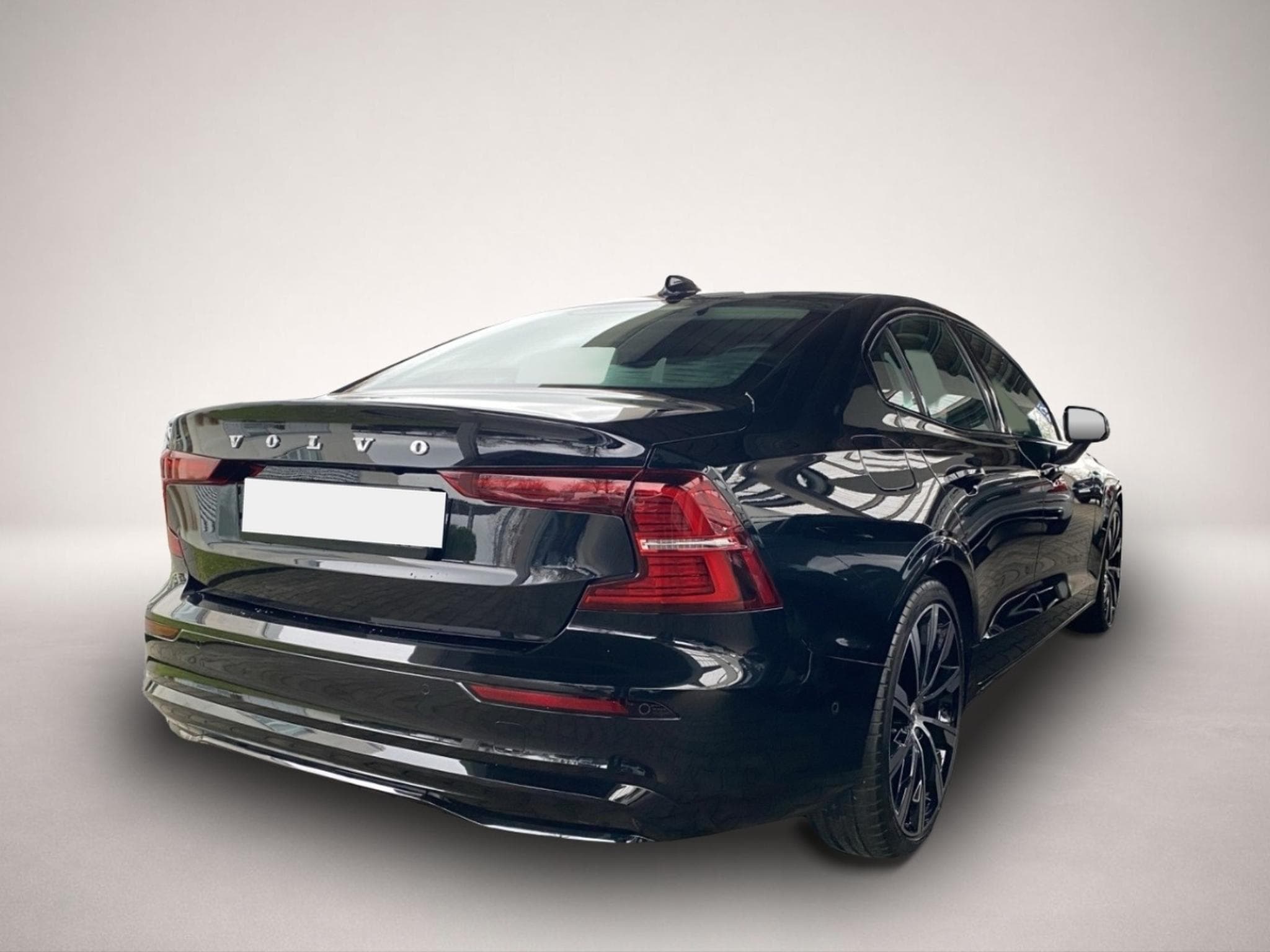 Volvo S60 (2023) - Photo 5