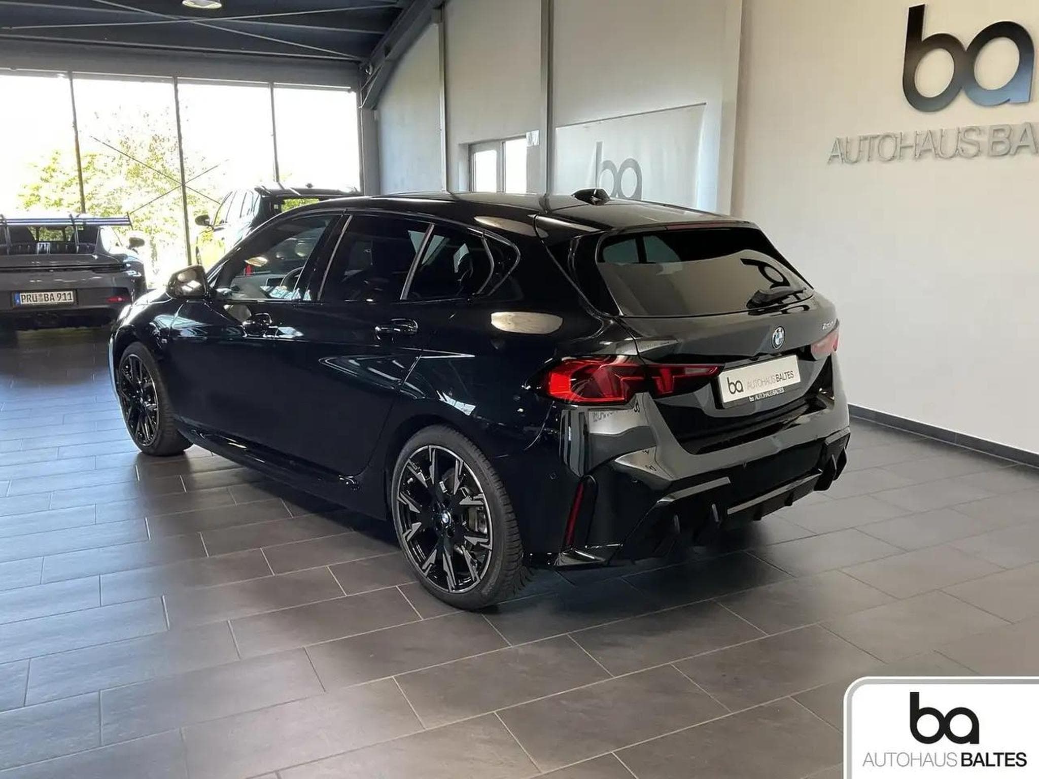 BMW 120 (2025) - Photo 4
