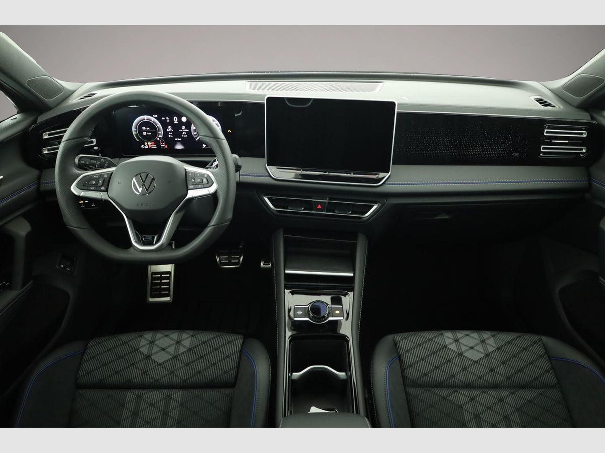 VW Tiguan (2025) - Photo 5