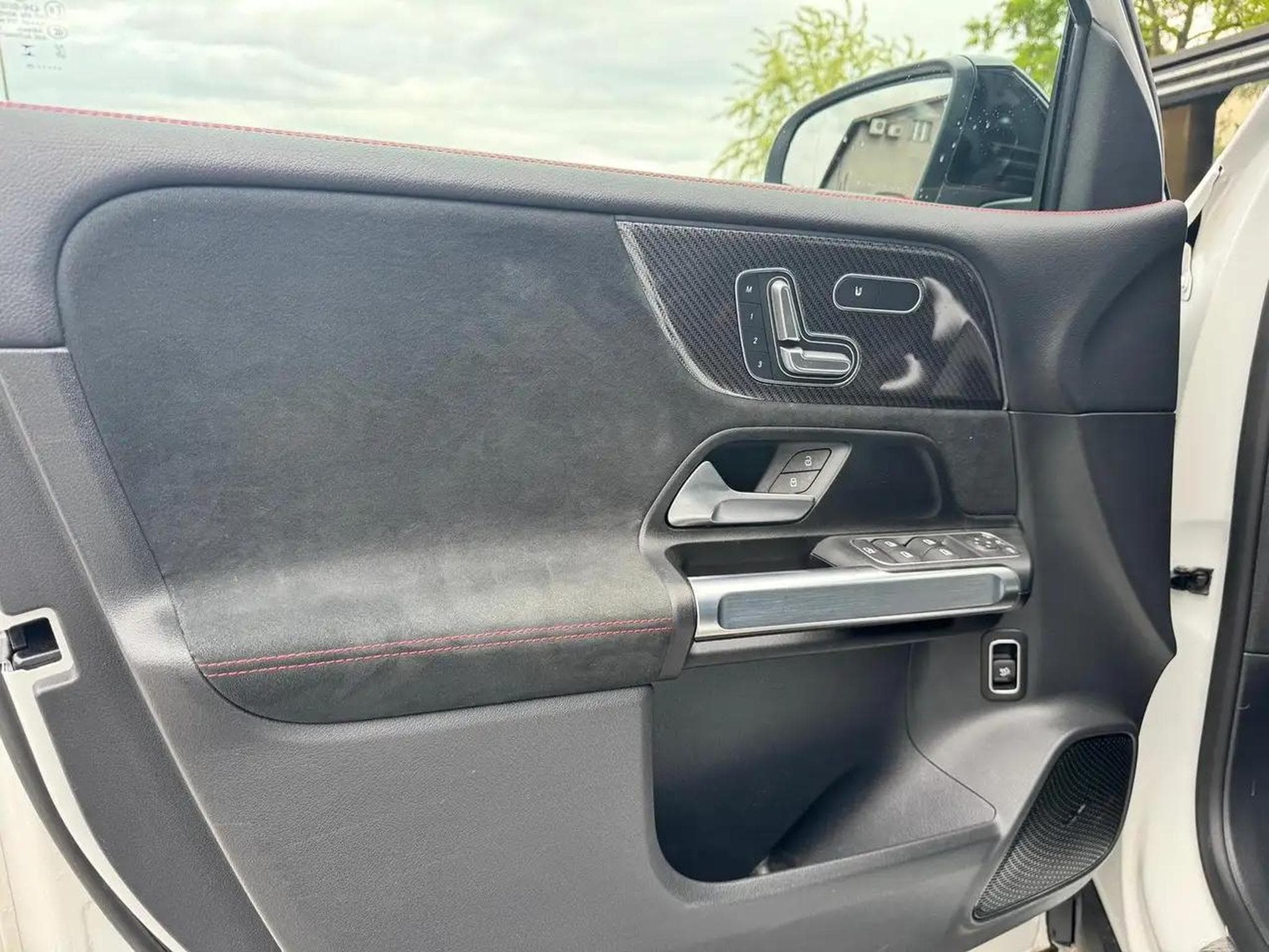 Mercedes GLA 200 (2025) - Photo 13