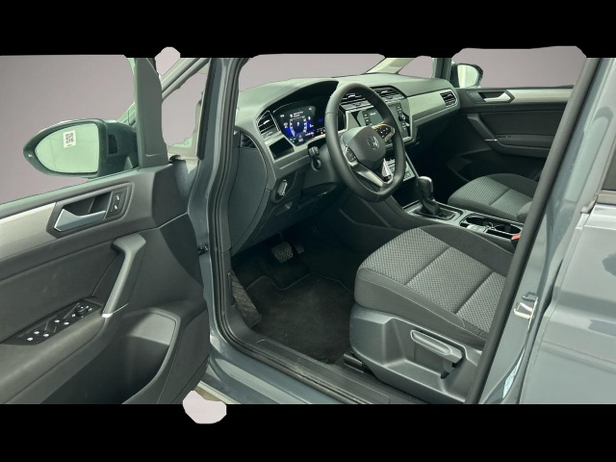 VW Touran (2025) - Photo 6