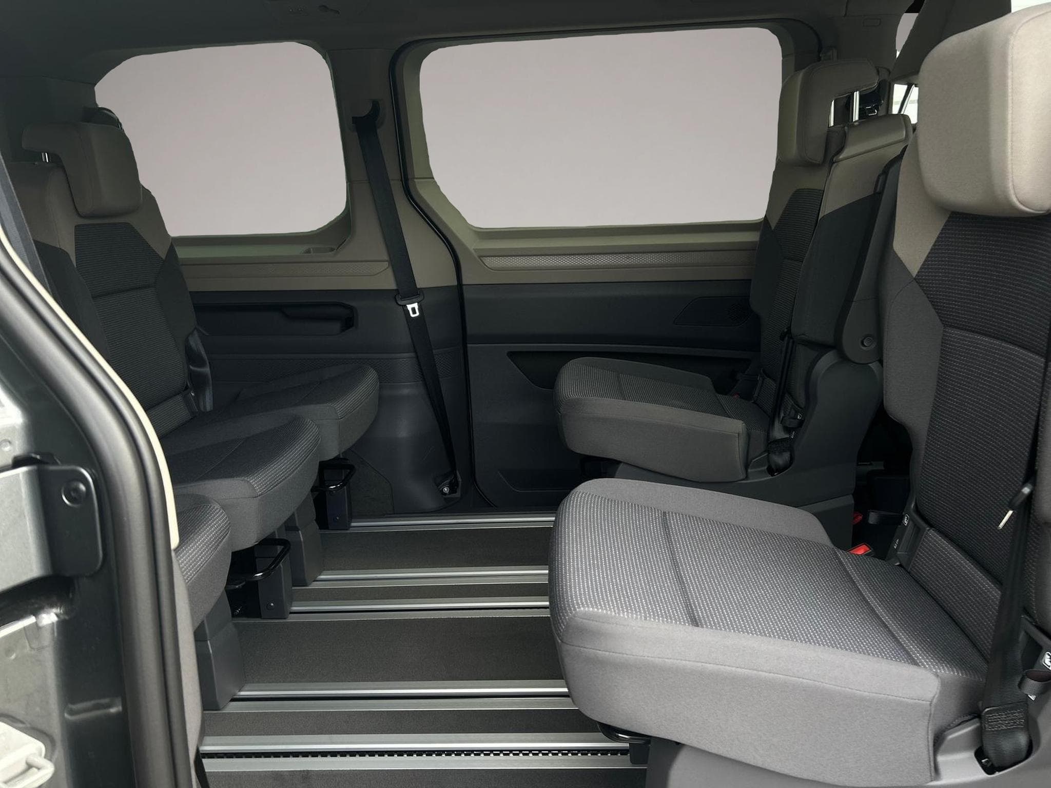 VW Multivan (2026) - Photo 4