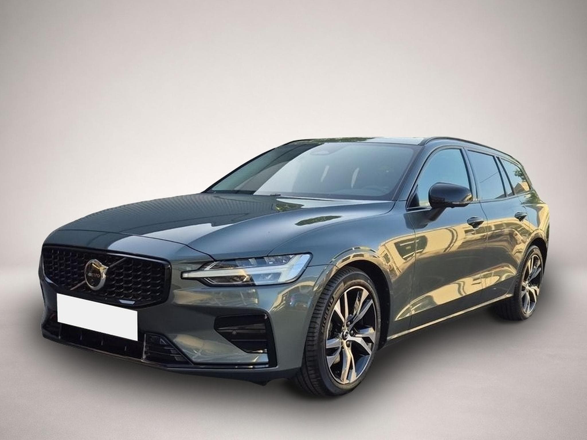 Volvo V60 (2025) - Photo 1