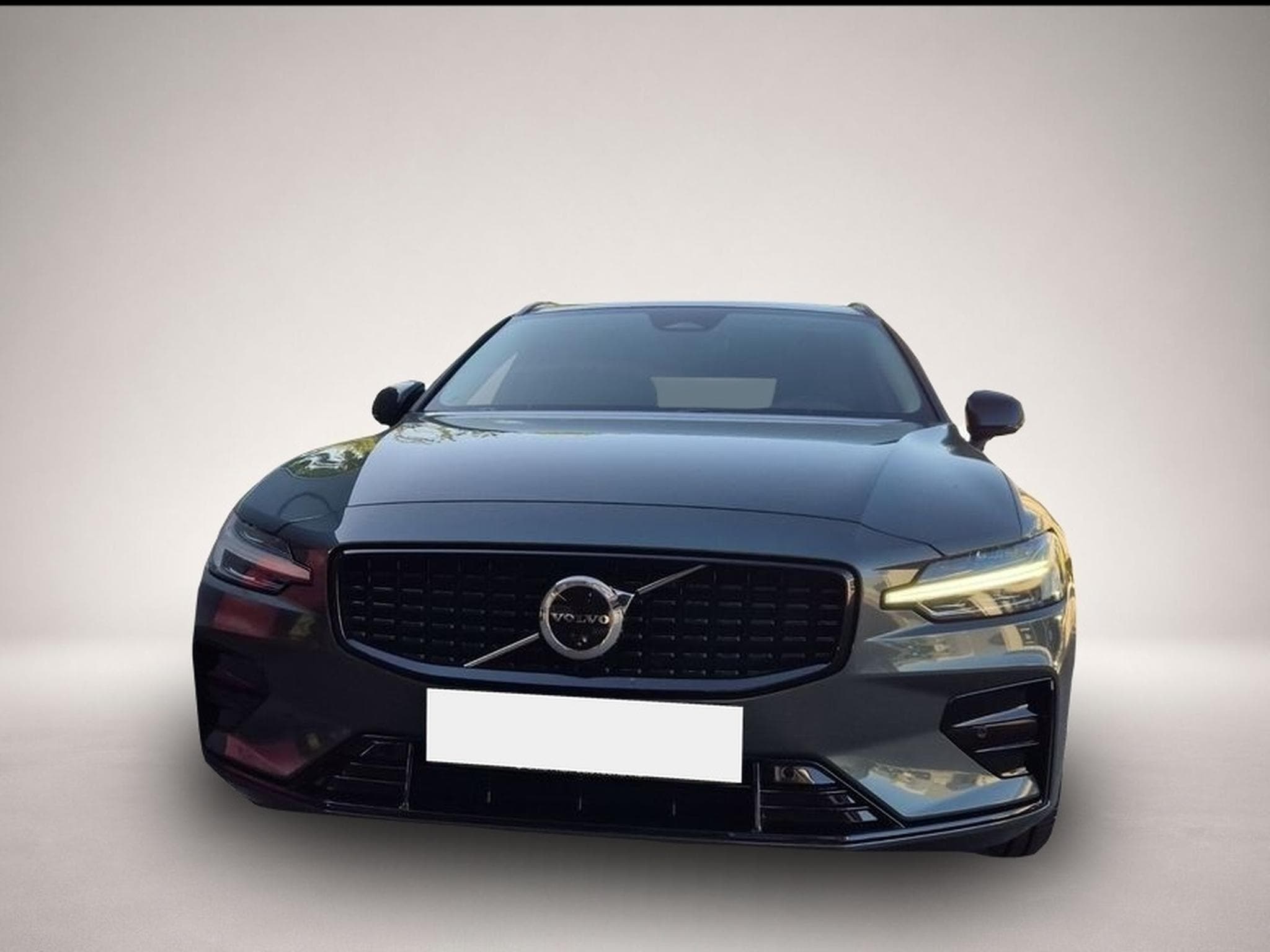 Volvo V60 (2025) - Photo 3