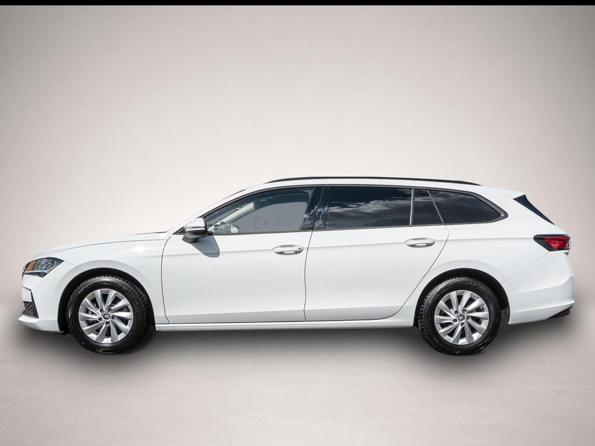 Skoda Superb (2025) - Photo 4