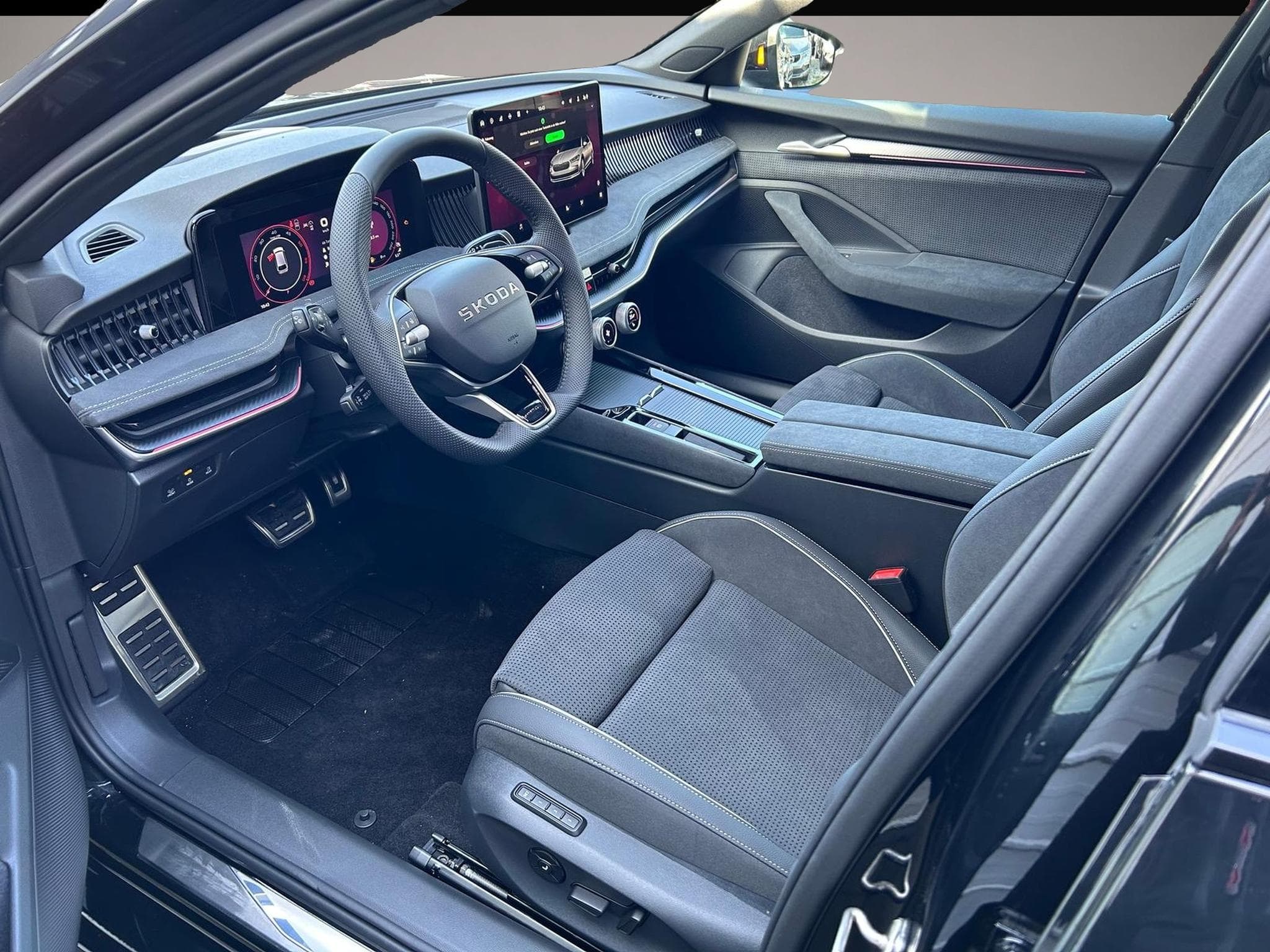 Skoda Superb (2026) - Photo 4