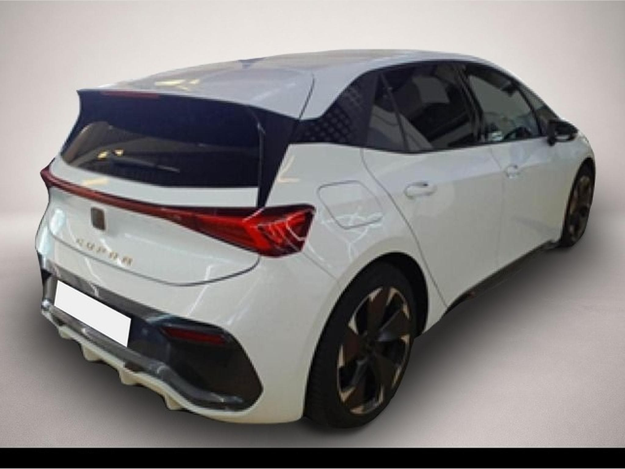 Cupra Born (2025) - Photo 2