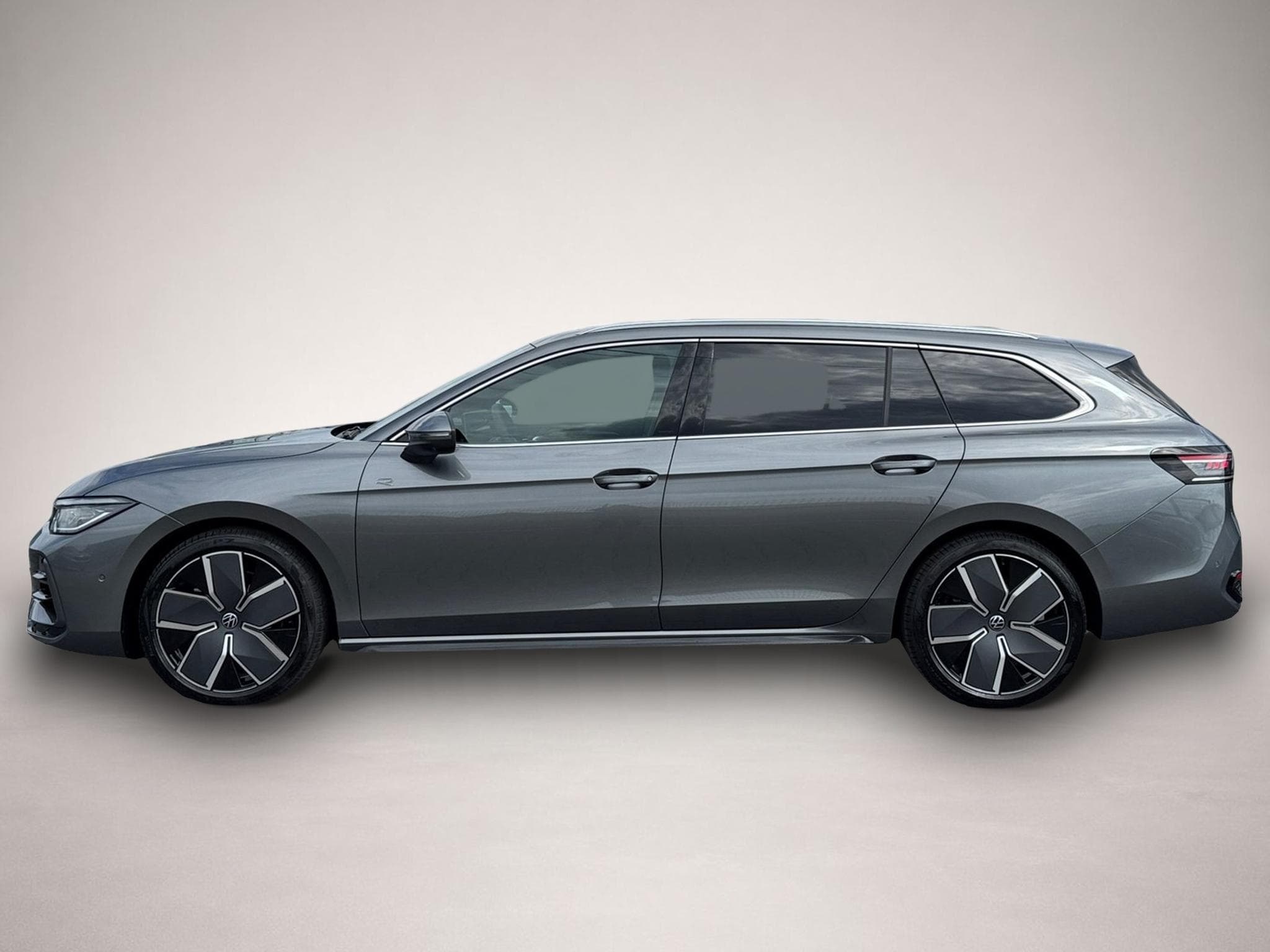 VW Passat (2025) - Photo 3