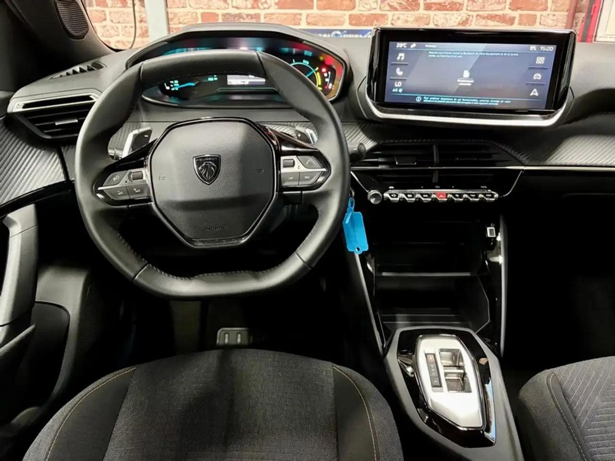 Peugeot 2008 (2025) - Photo 4