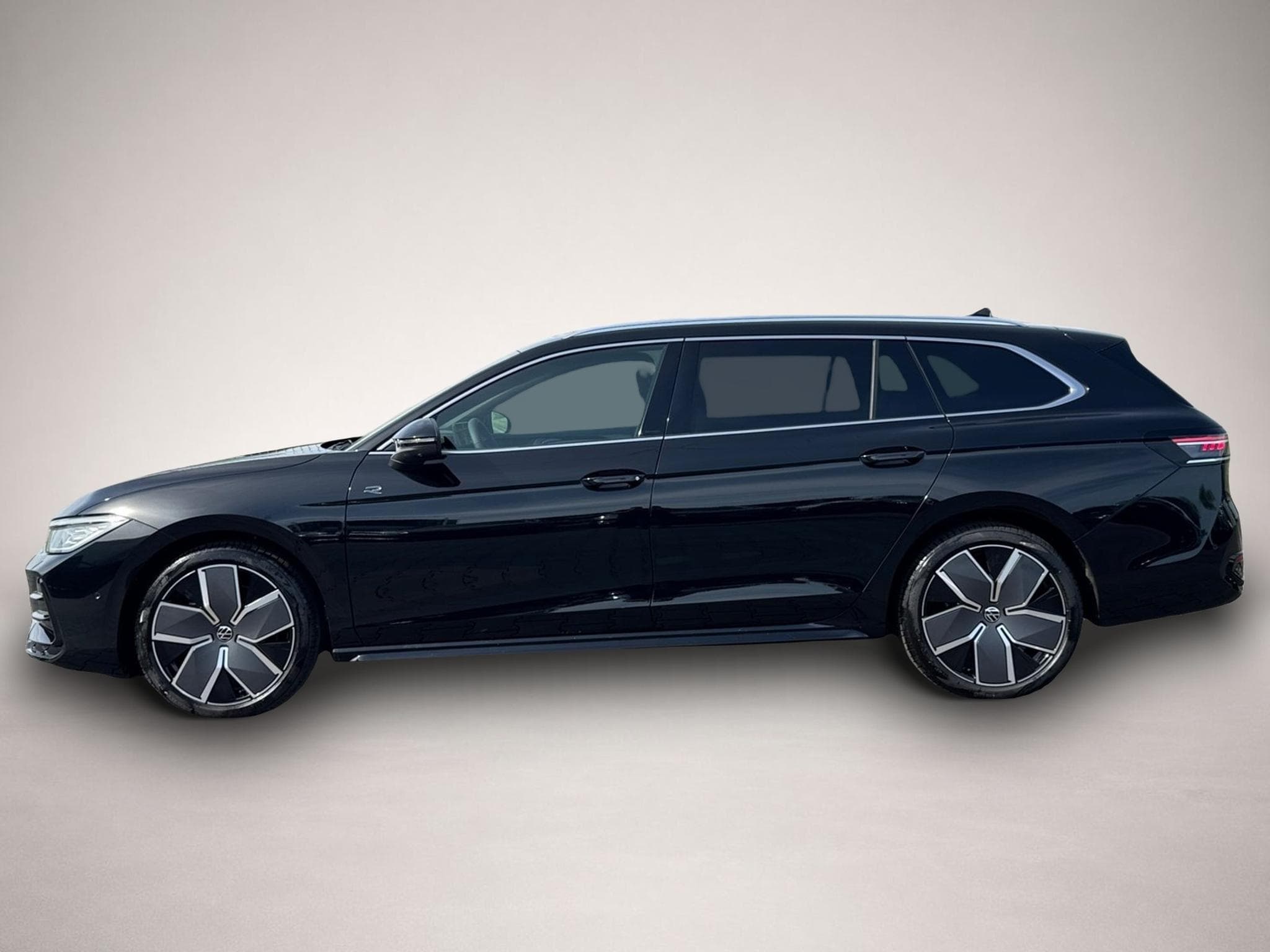 VW Passat (2026) - Photo 3