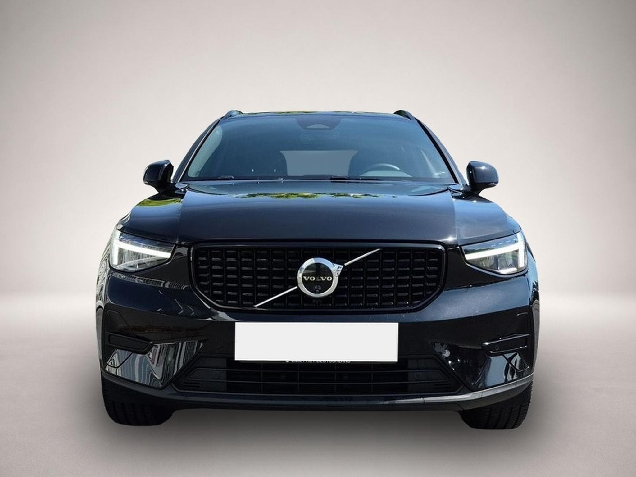 Volvo XC40 (2025) - Photo 3