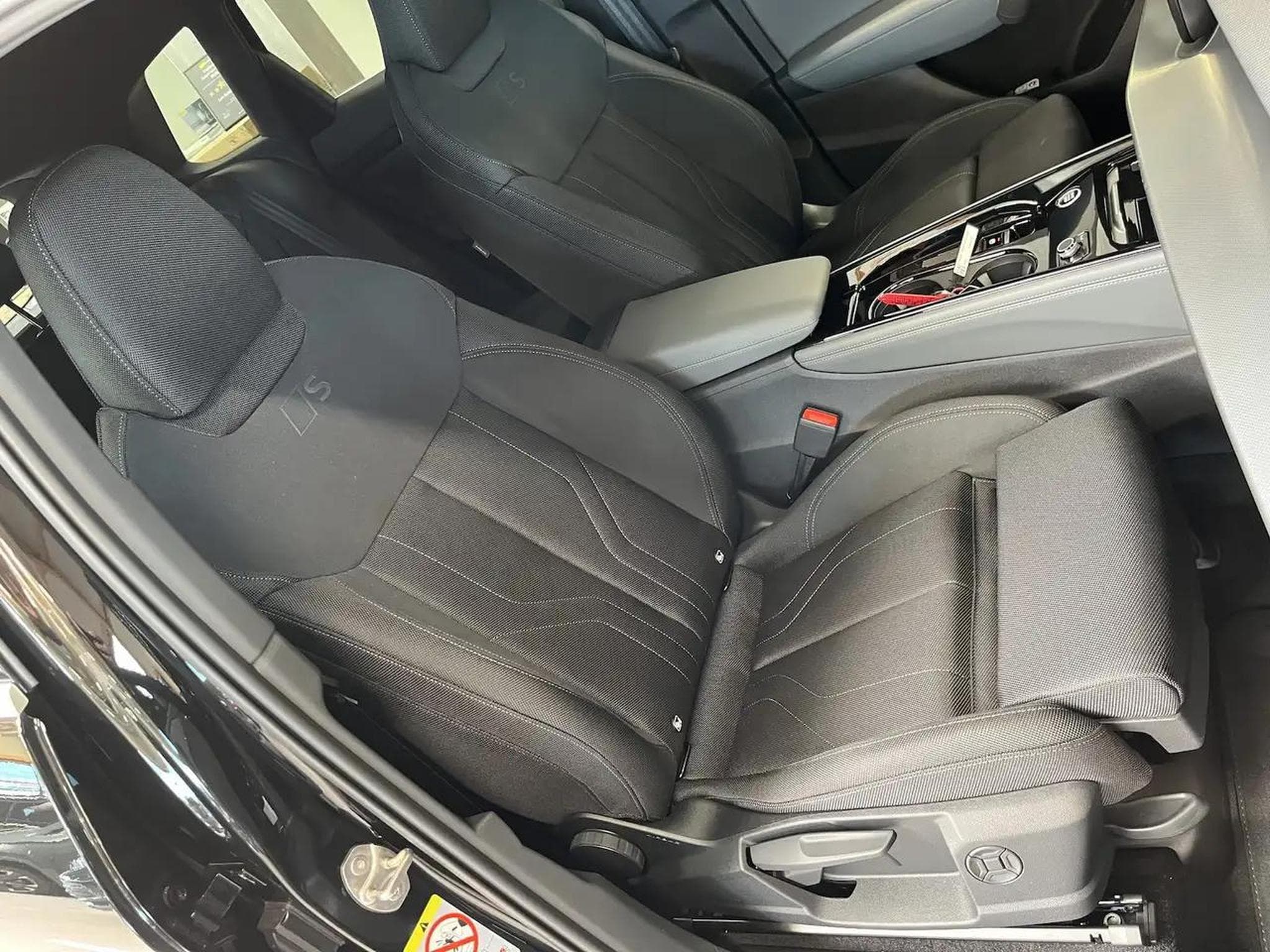 Audi Q3 (2025) - Photo 17