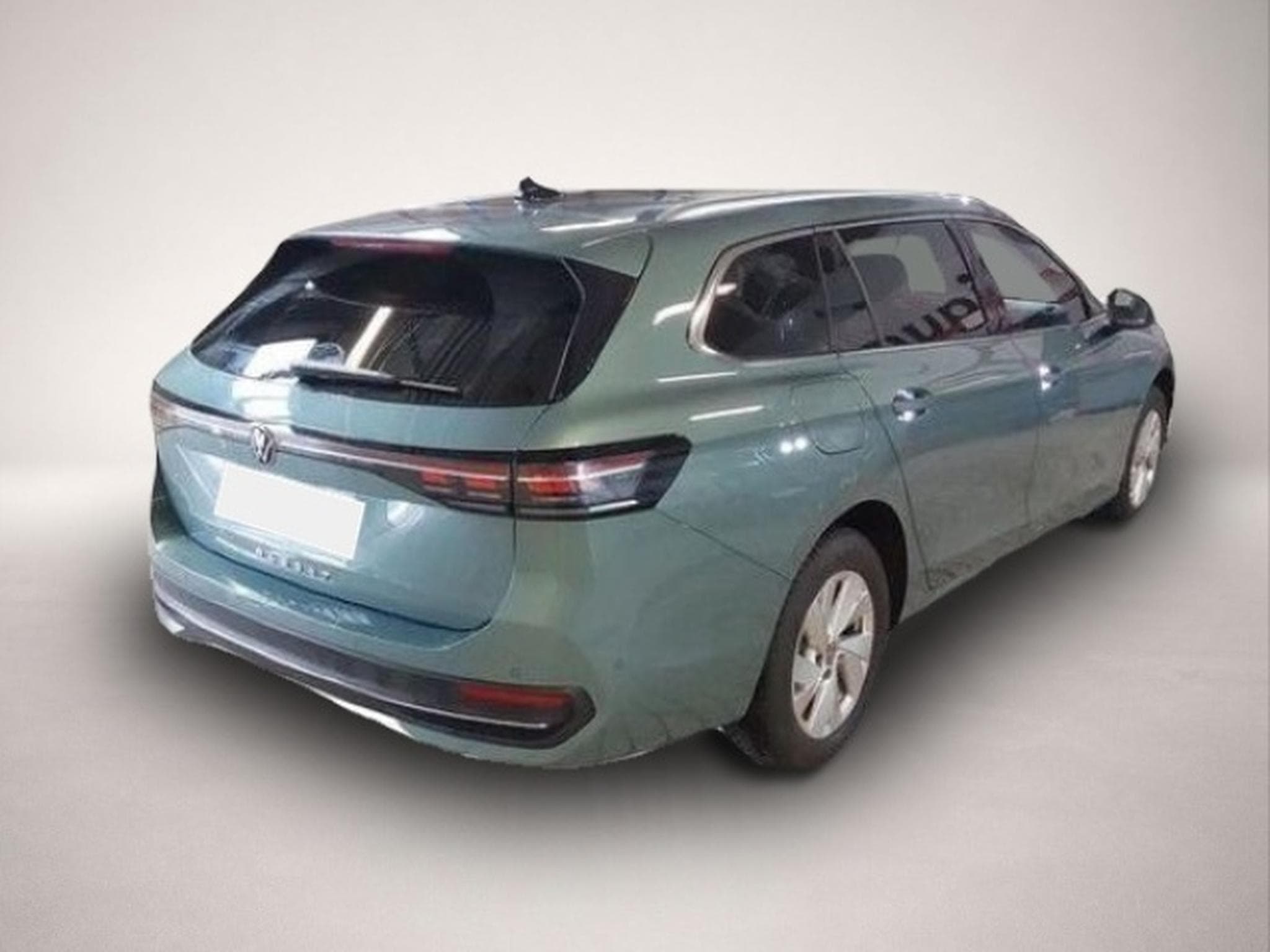 VW Passat (2025) - Photo 2