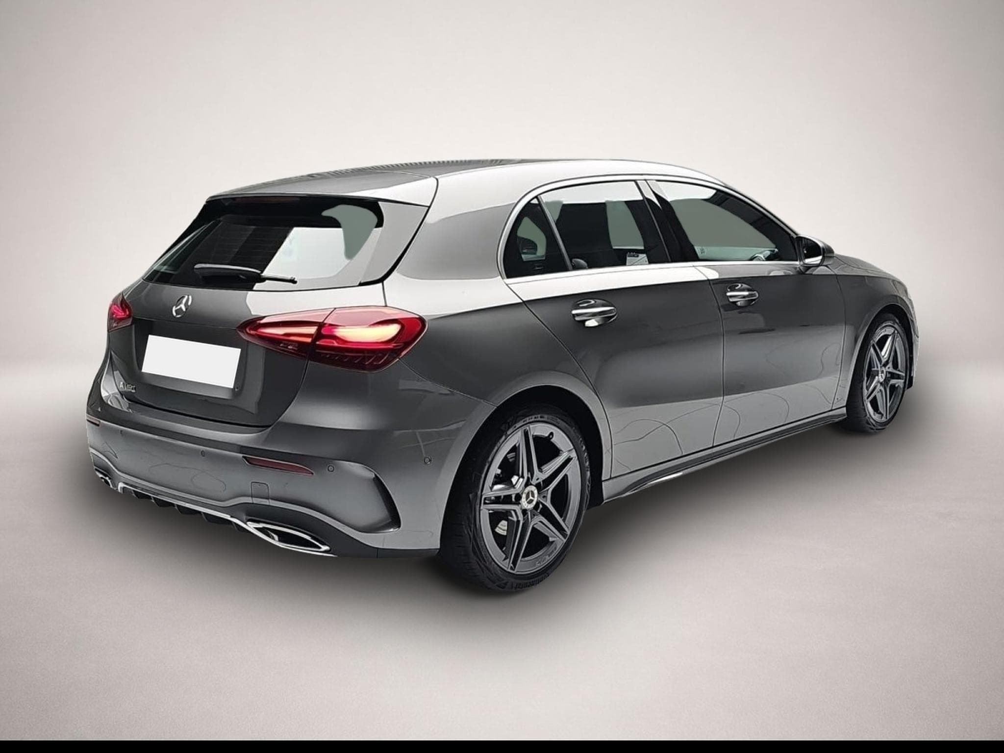 Mercedes 180 (2025) - Photo 2
