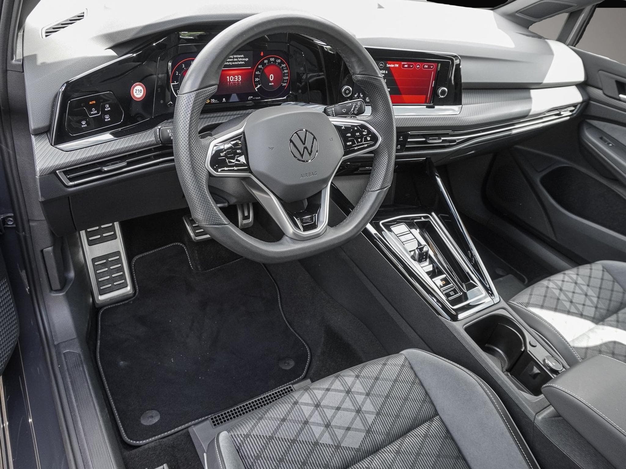 VW Golf (2024) - Photo 7