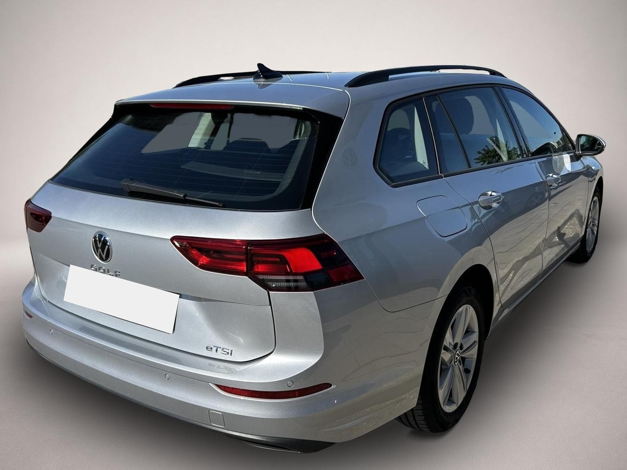 VW Golf (2023) - Photo 5