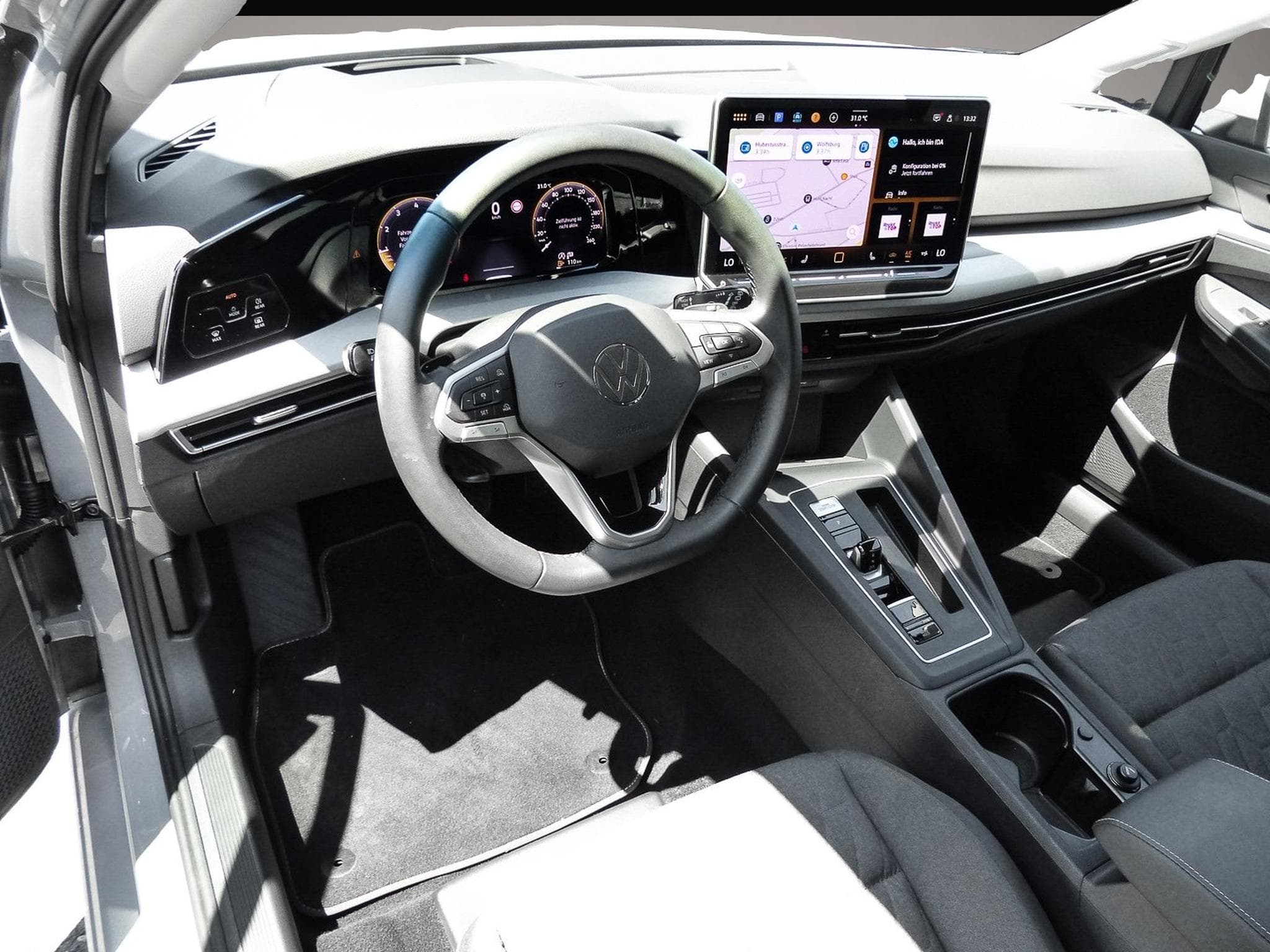 VW Golf (2025) - Photo 7