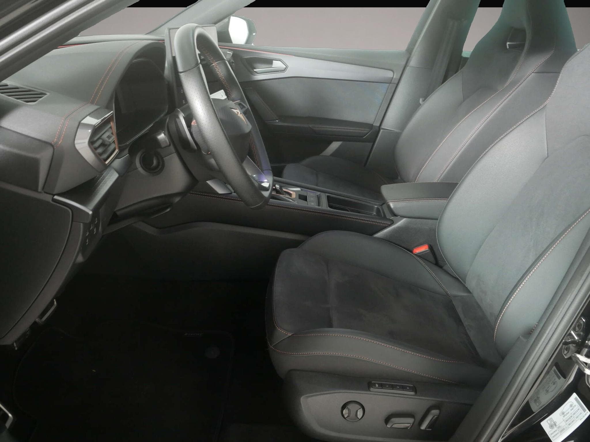 Cupra Leon (2025) - Photo 5