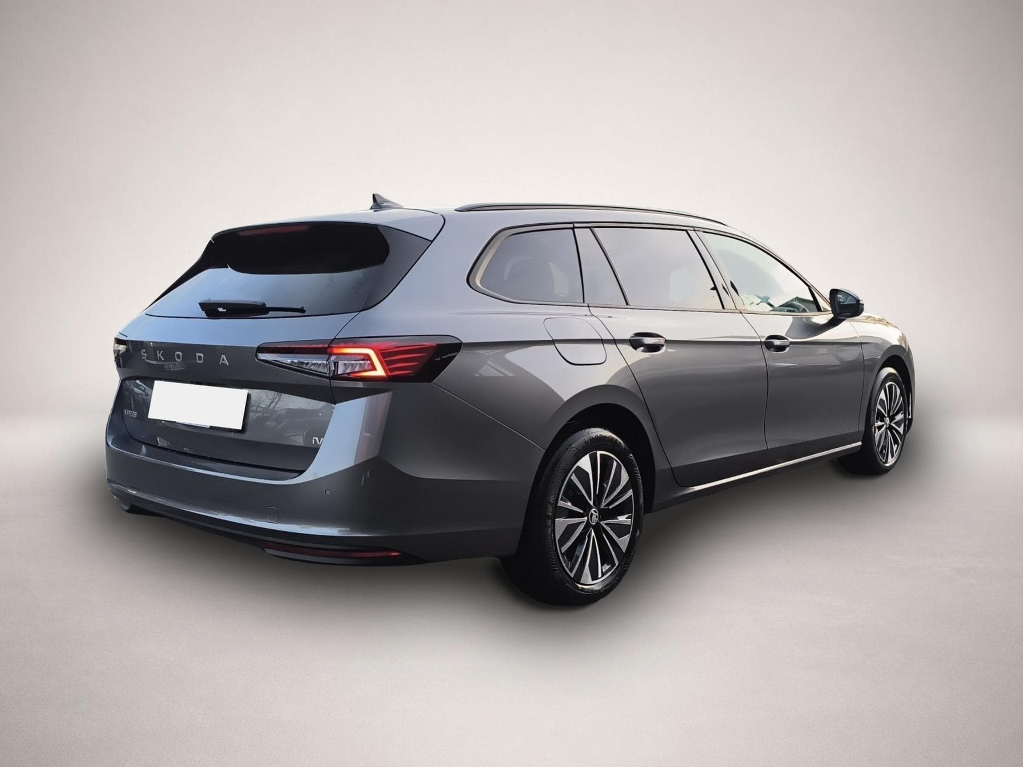Skoda Superb (2024) - Photo 7