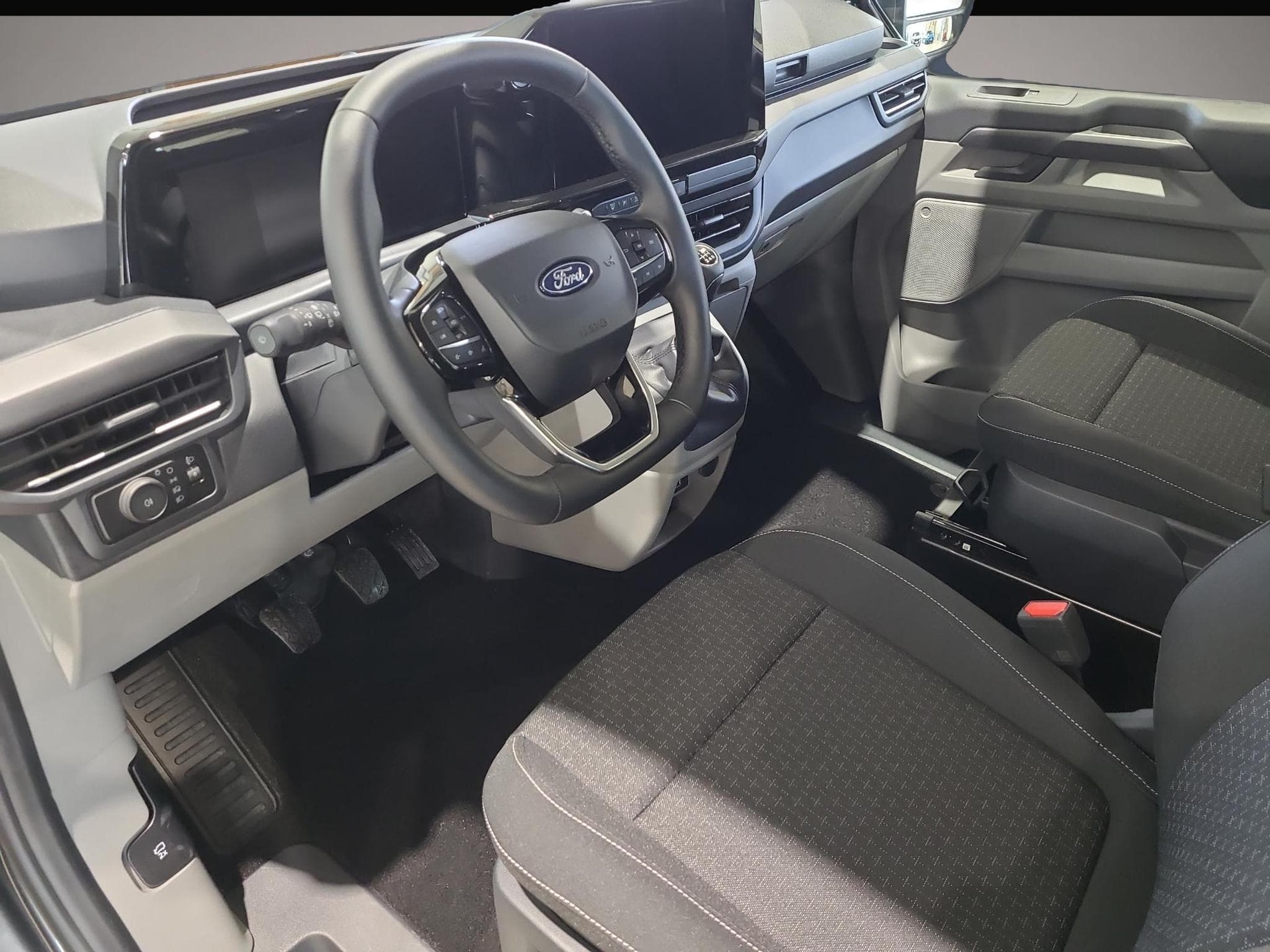 Ford Tourneo (2026) - Photo 6