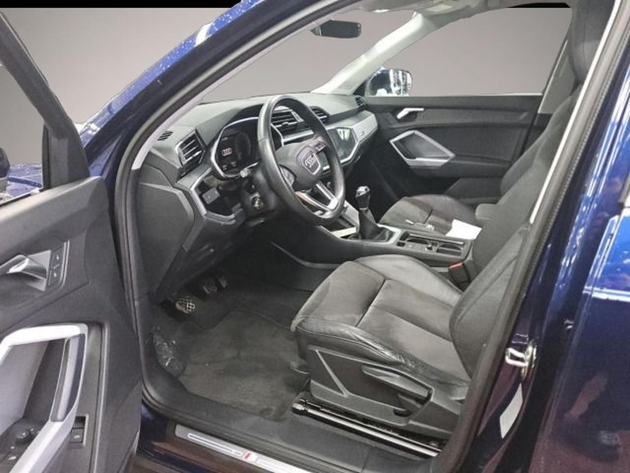 Audi Q3 (2023) - Photo 3