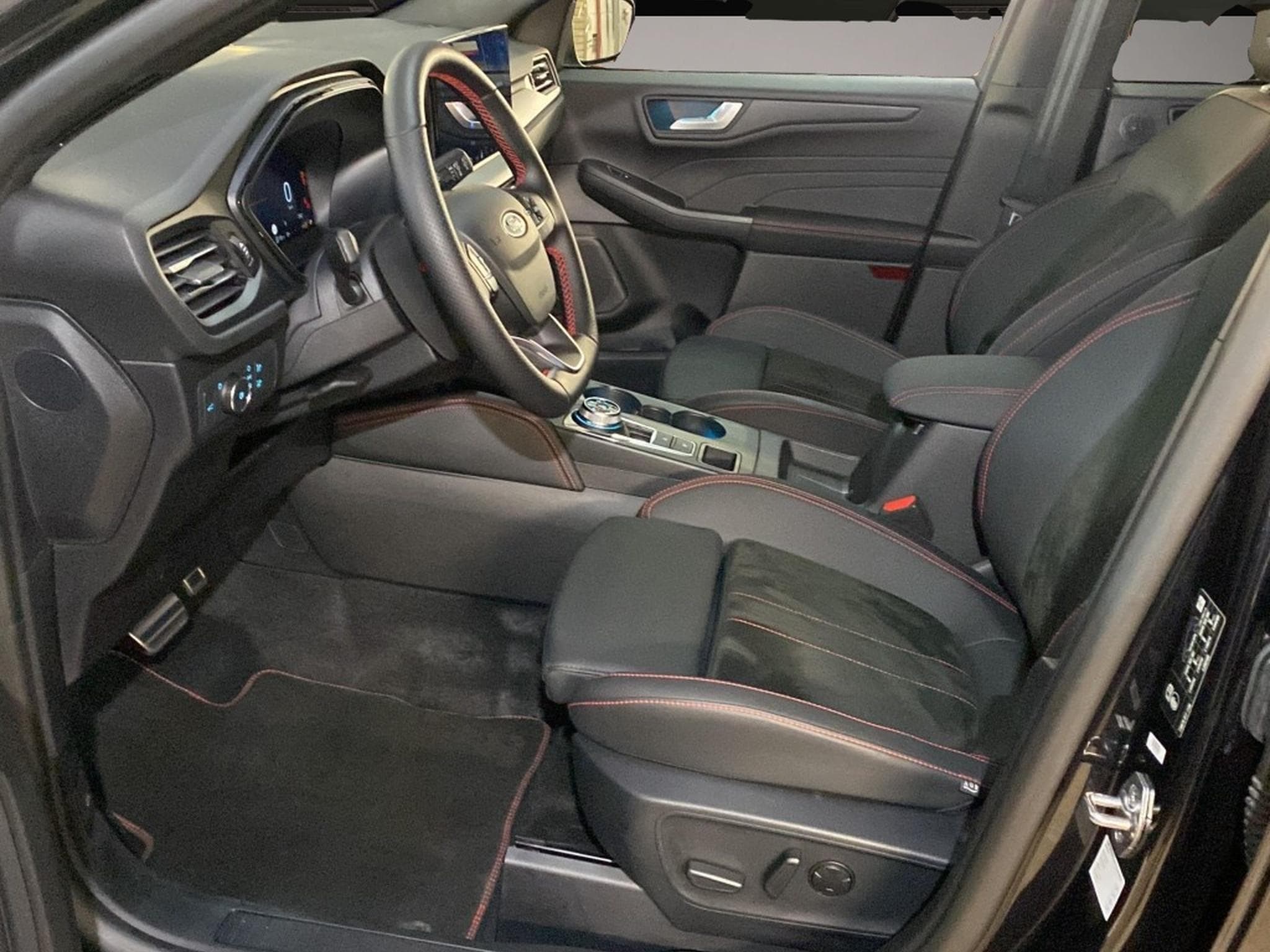 Ford Kuga (2025) - Photo 3