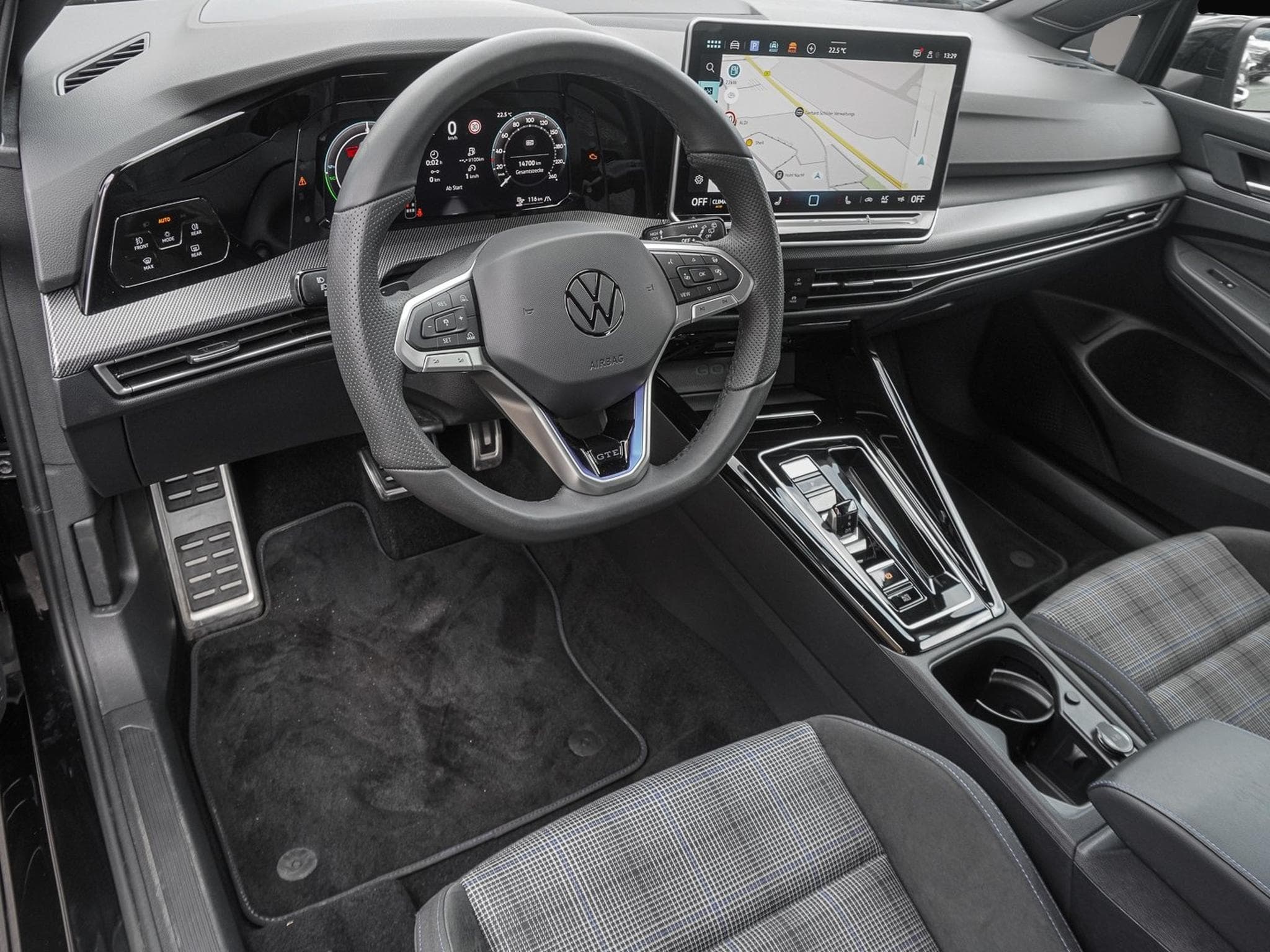 VW Golf (2025) - Photo 7