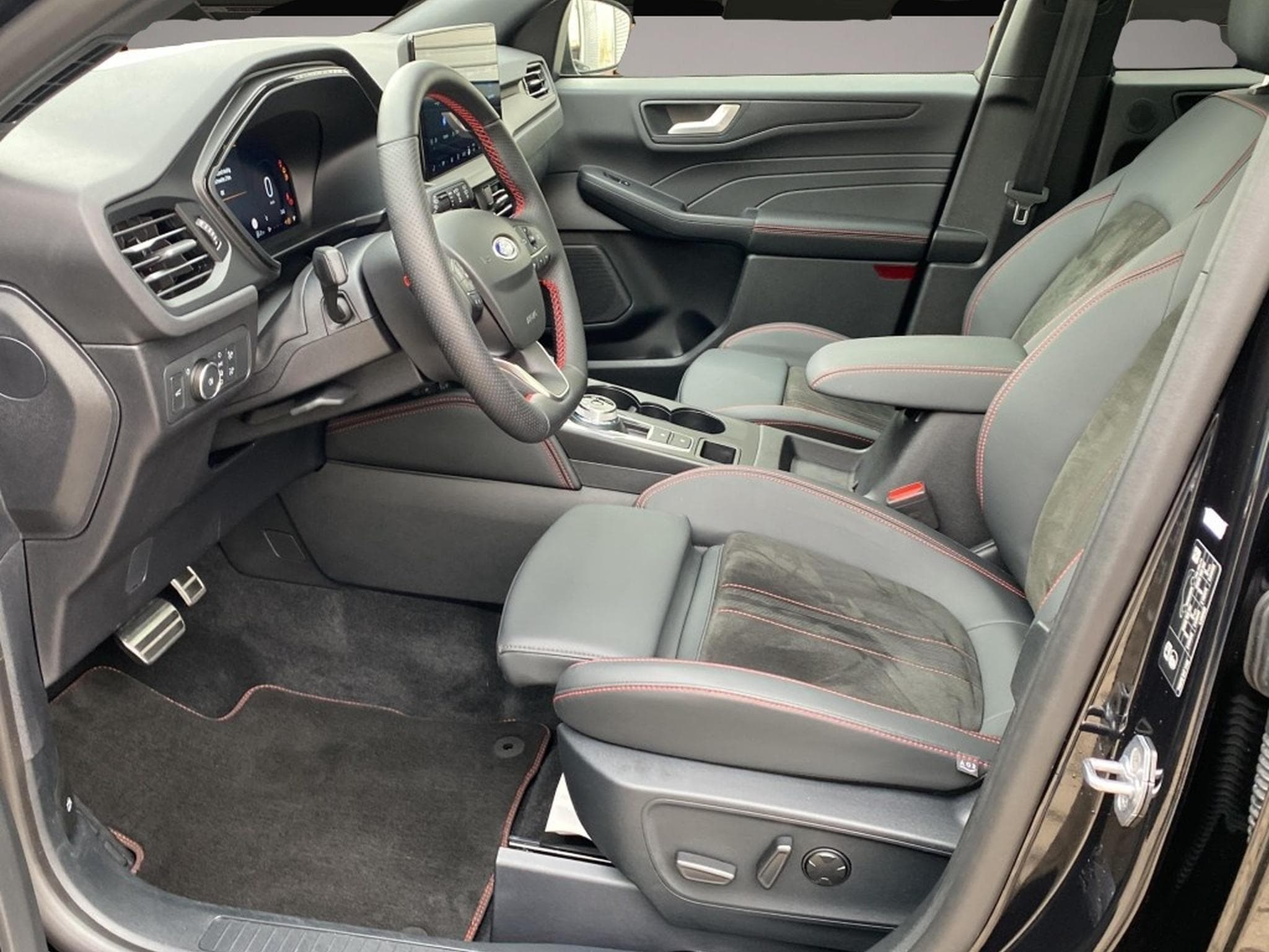 Ford Kuga (2025) - Photo 3