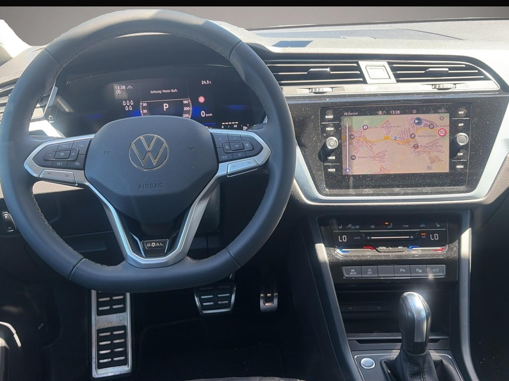 VW Touran (2025) - Photo 7
