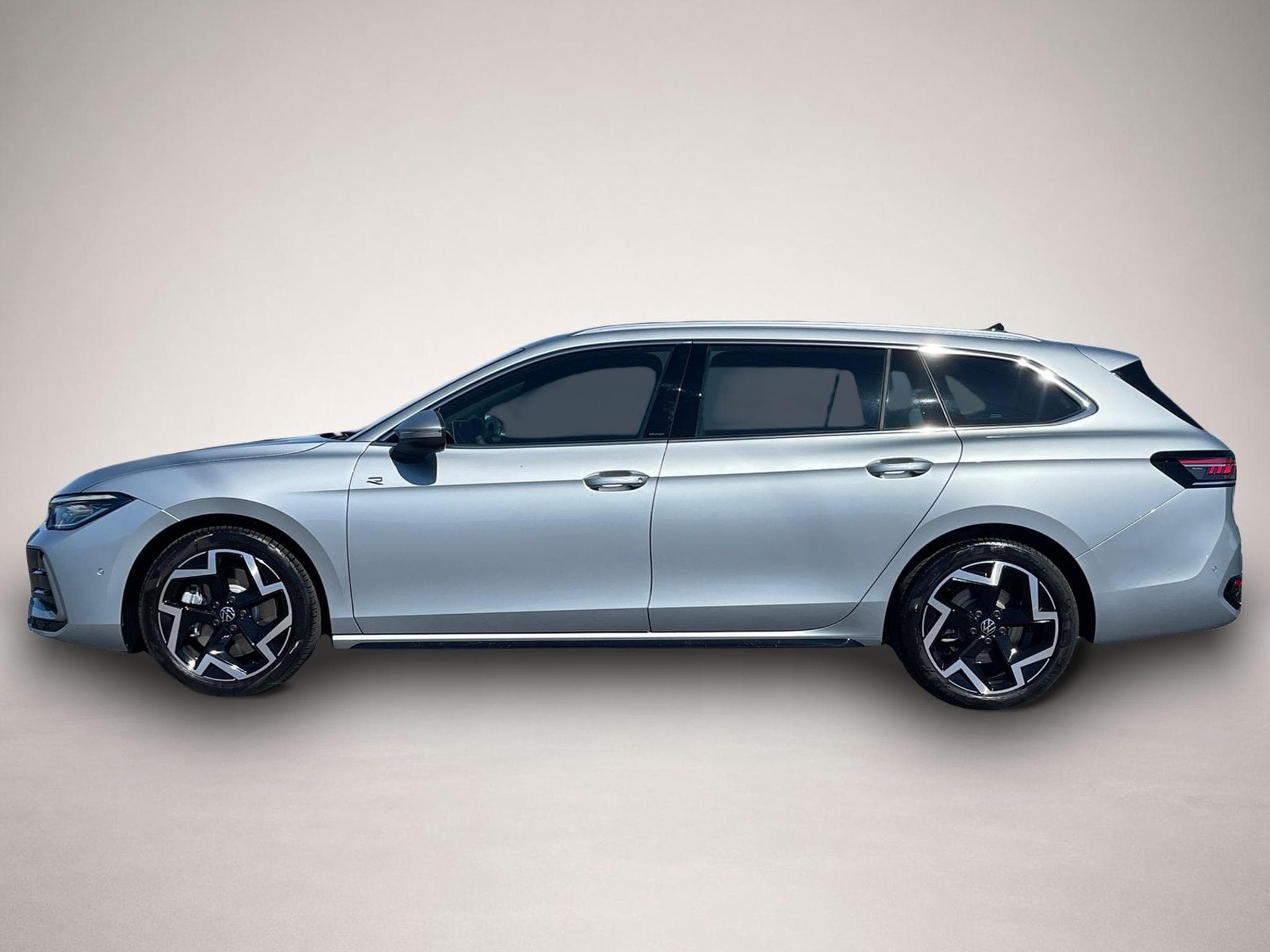 VW Passat (2026) - Photo 3