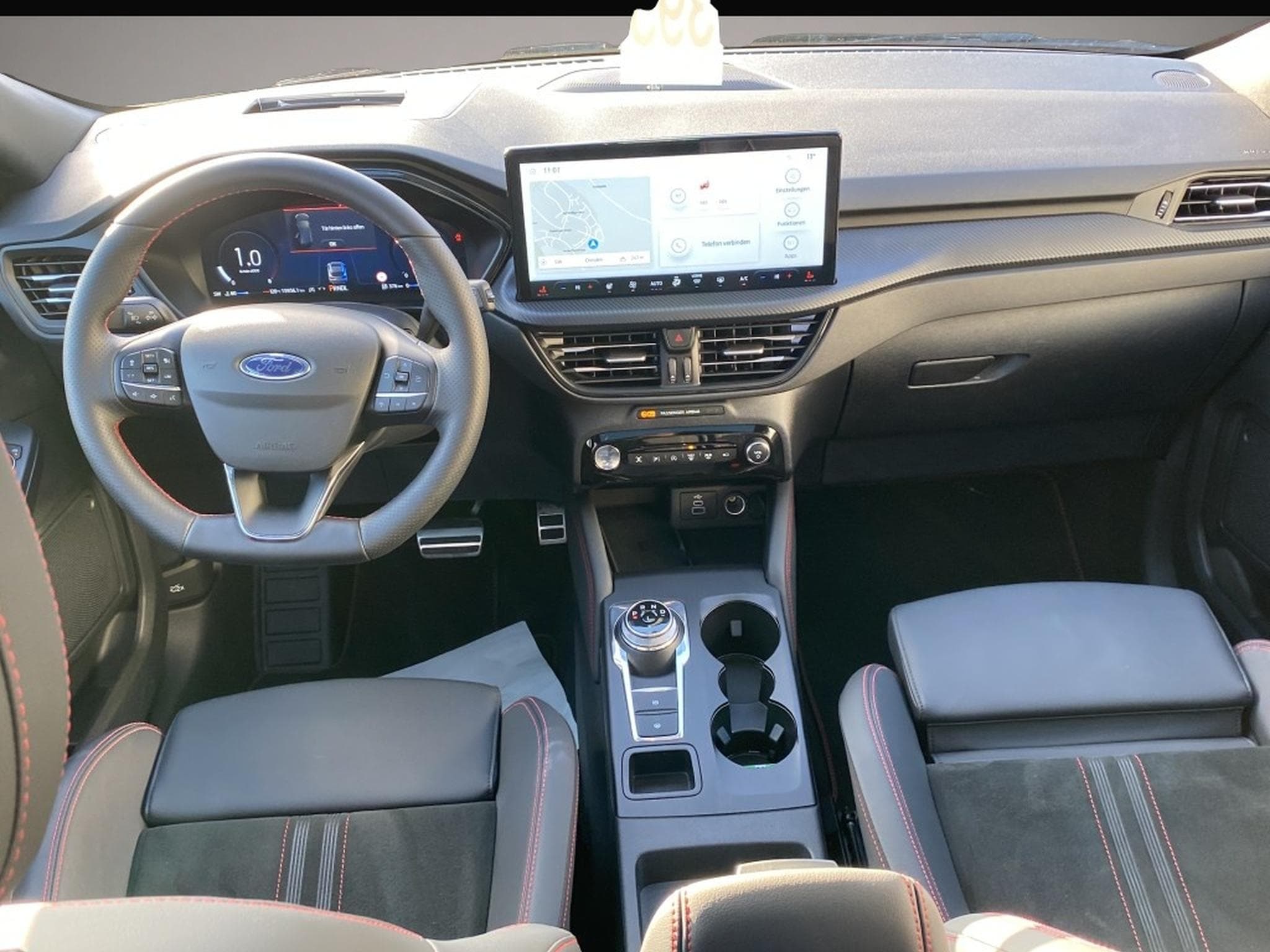 Ford Kuga (2025) - Photo 3