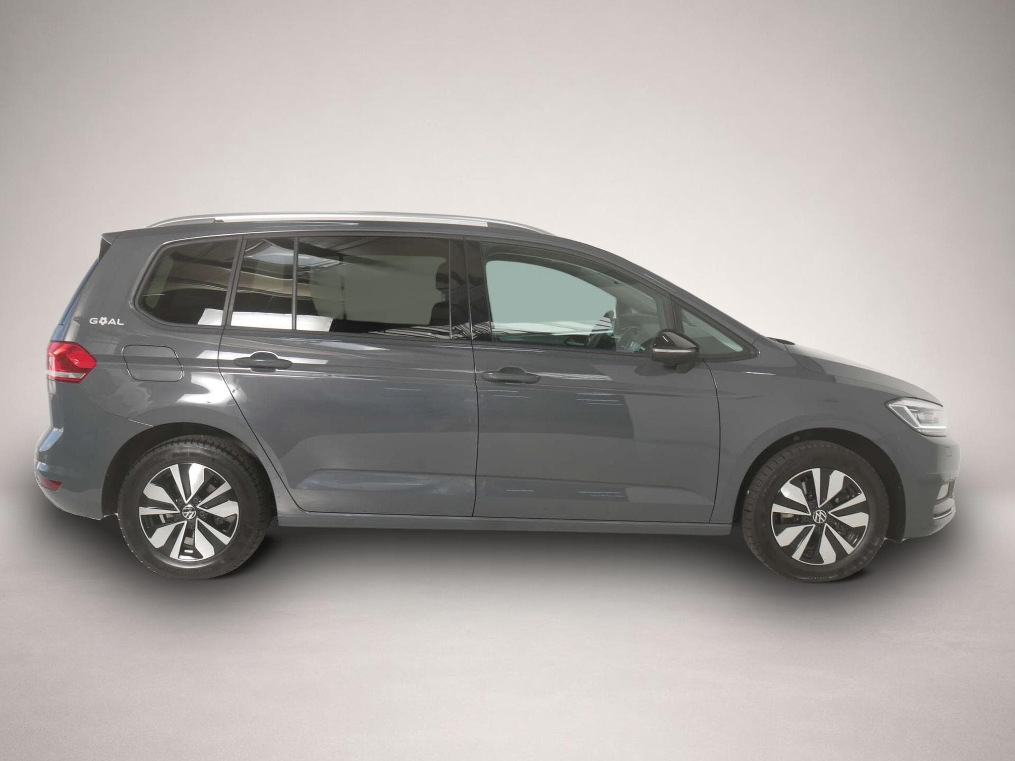 VW Touran (2025) - Photo 5