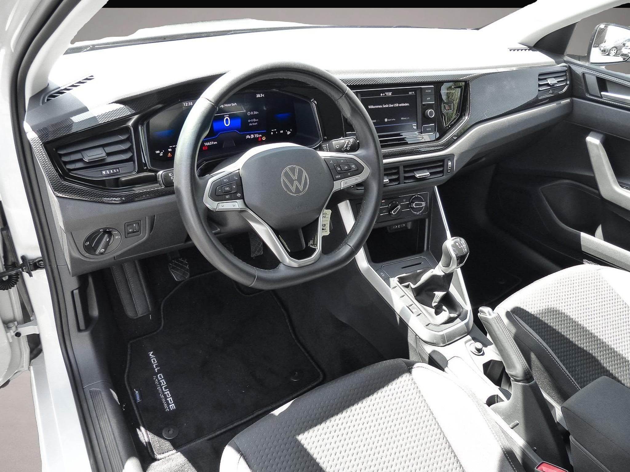 VW Polo (2024) - Photo 7