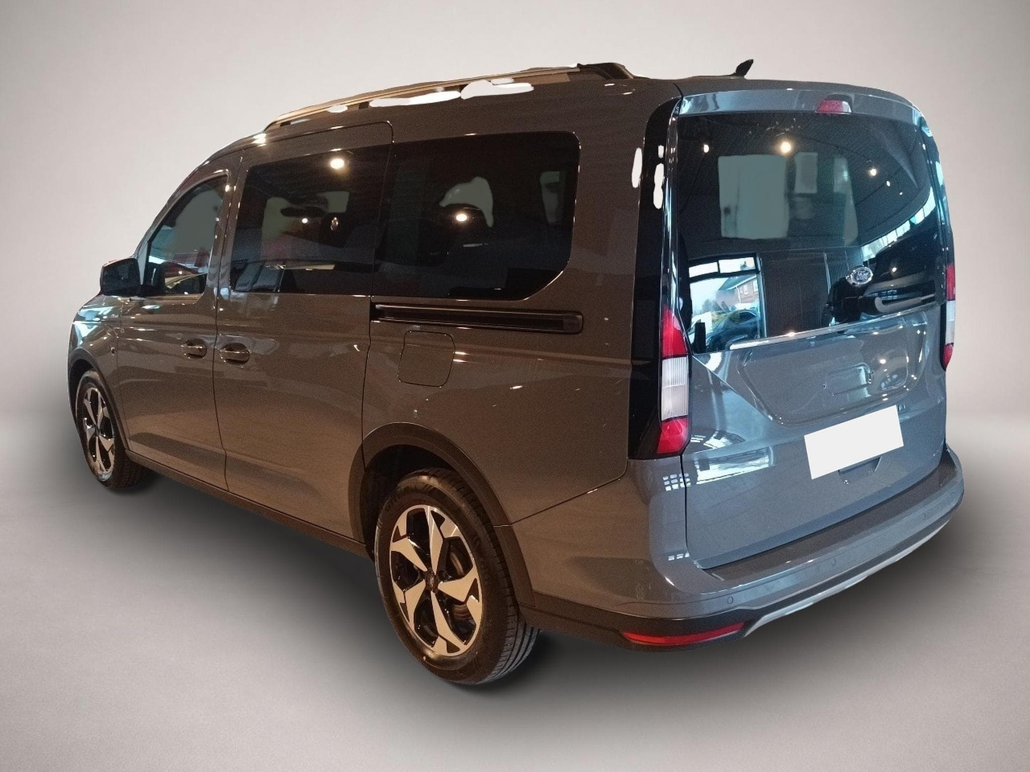 Ford Tourneo (2024) - Photo 3