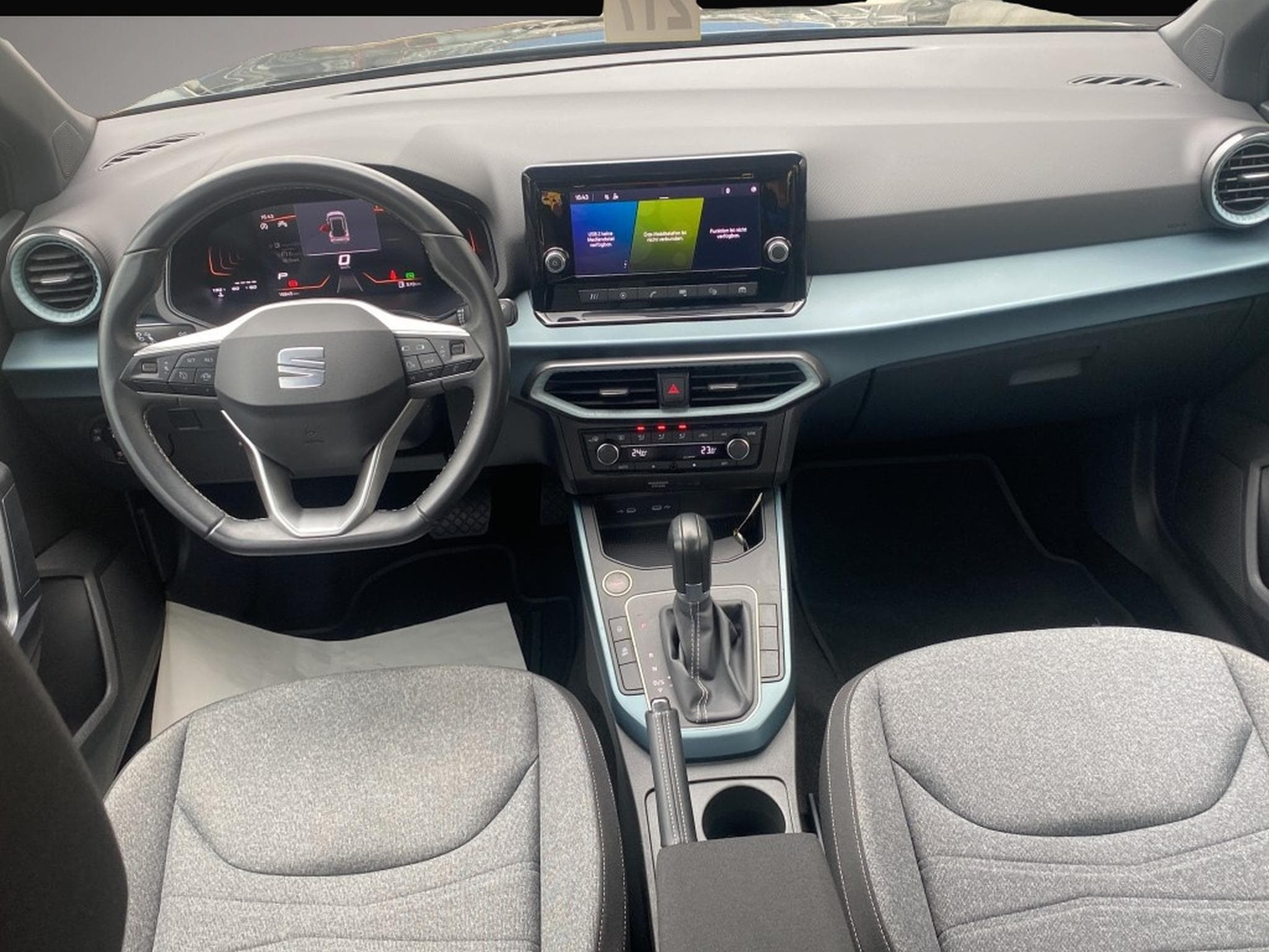 Seat Arona (2024) - Photo 3
