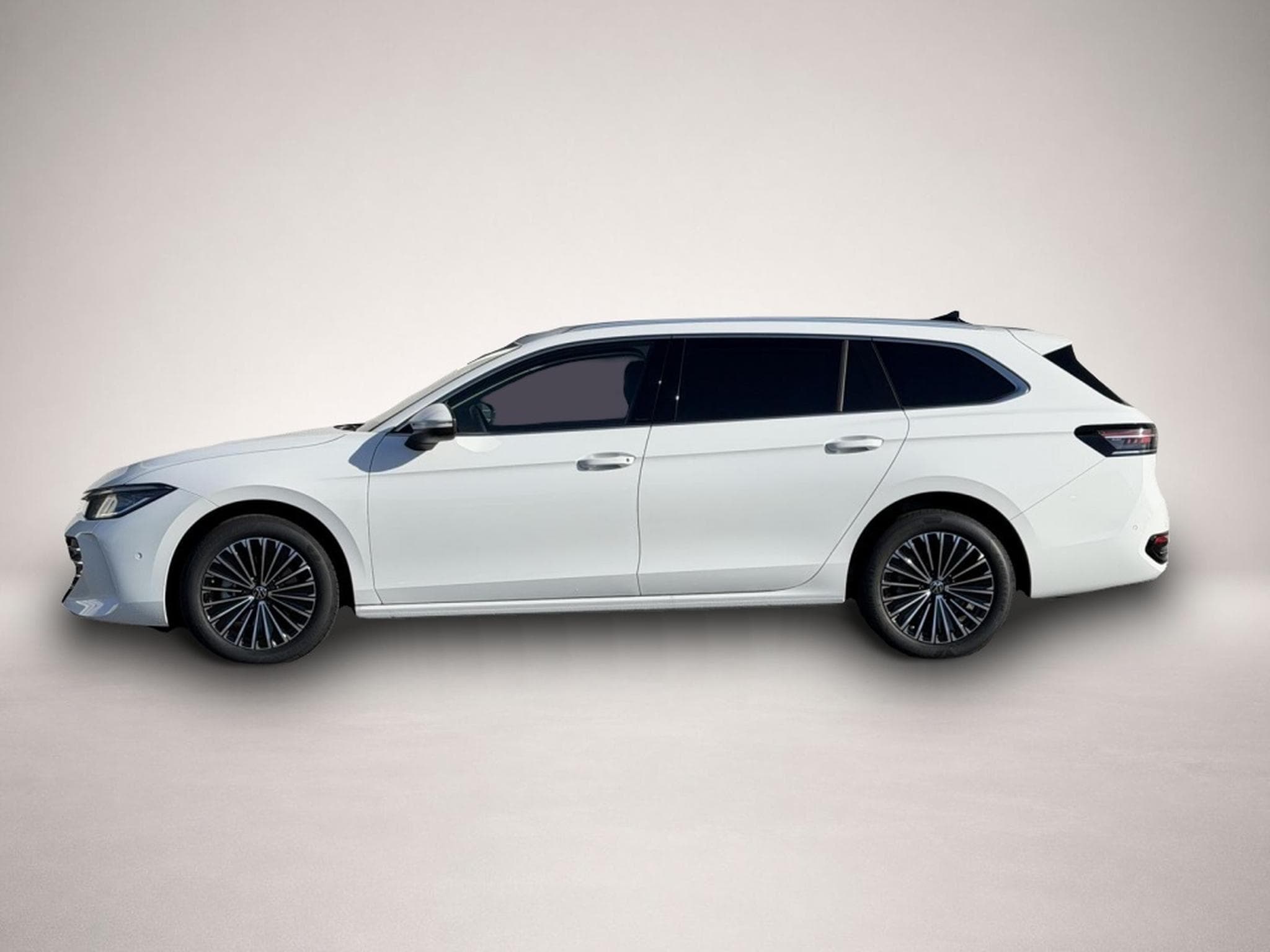 VW Passat (2025) - Photo 2