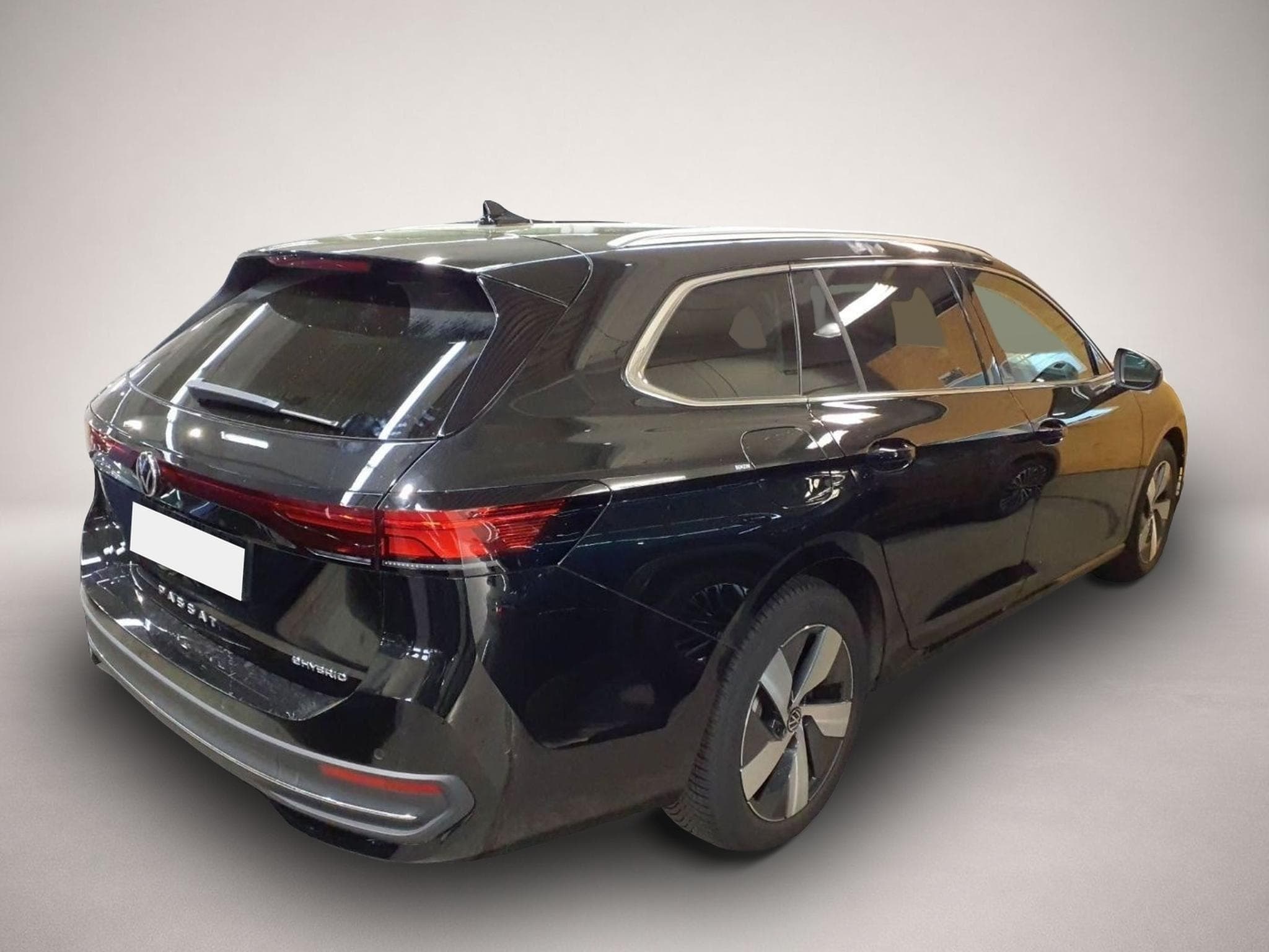 VW Passat (2025) - Photo 2