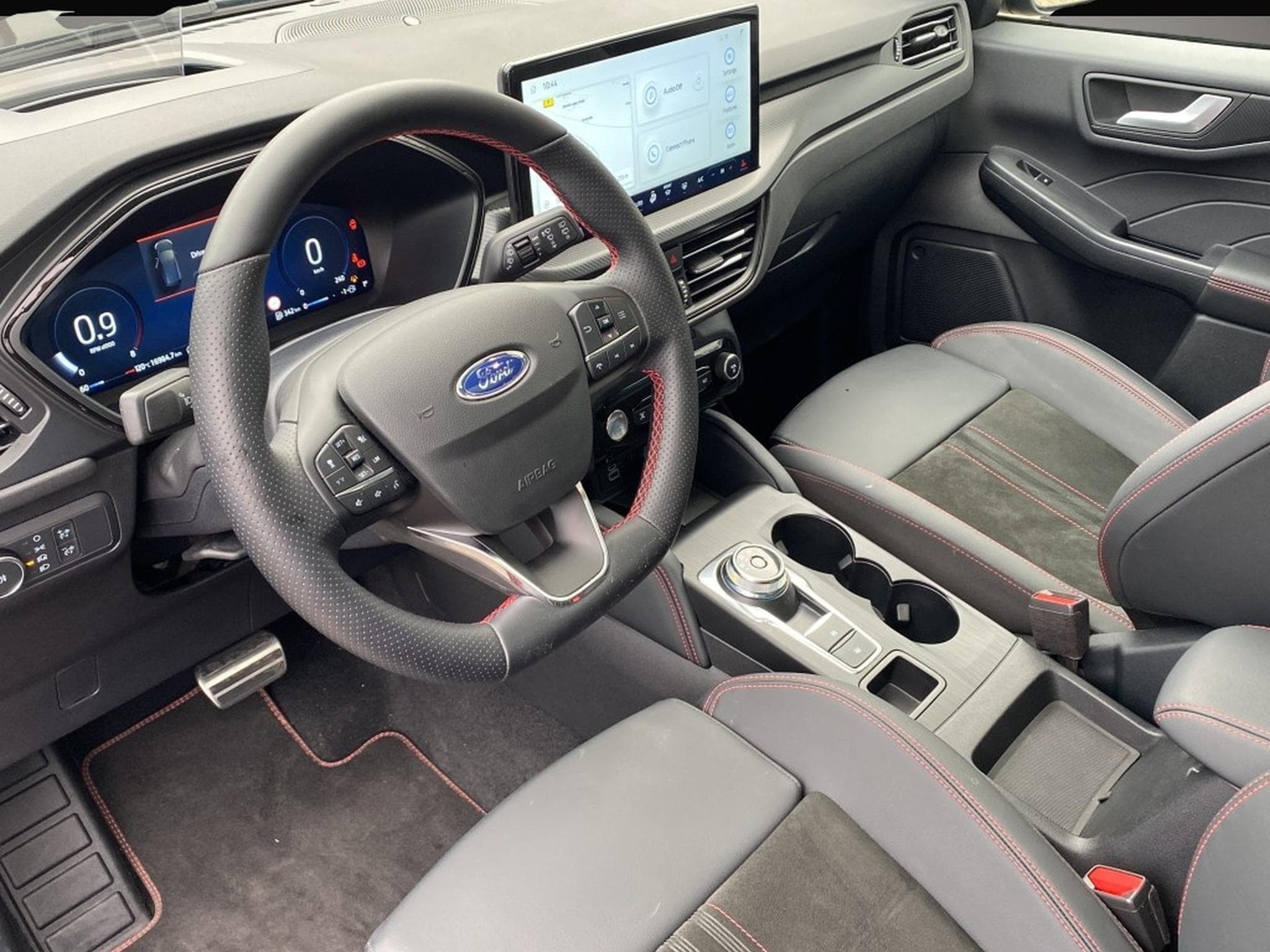Ford Kuga (2025) - Photo 3