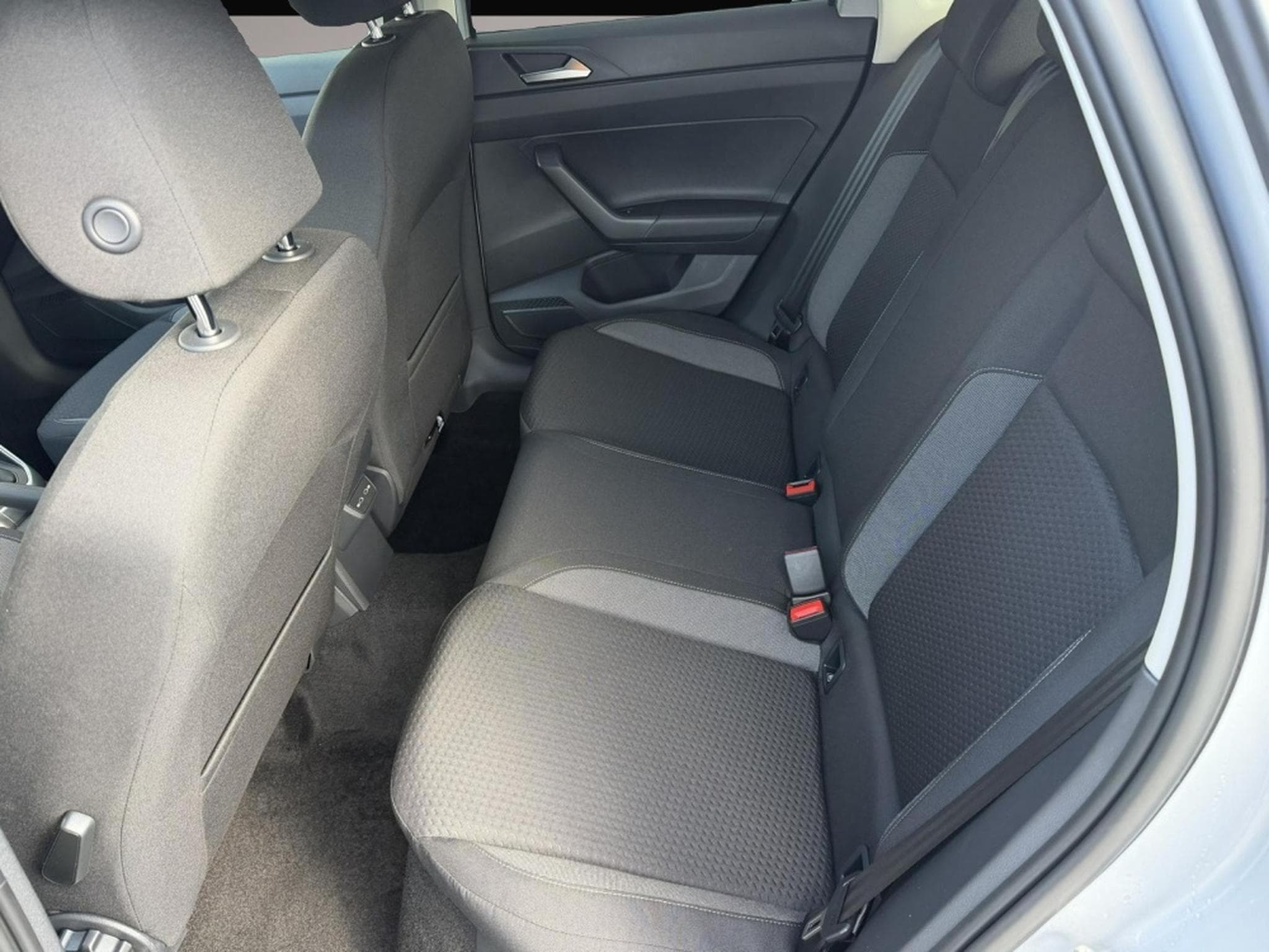VW Polo (2025) - Photo 6