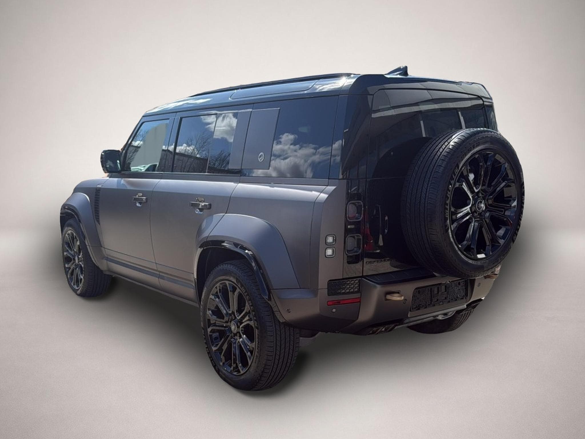 Land-Rover Defender (2026) - Photo 6