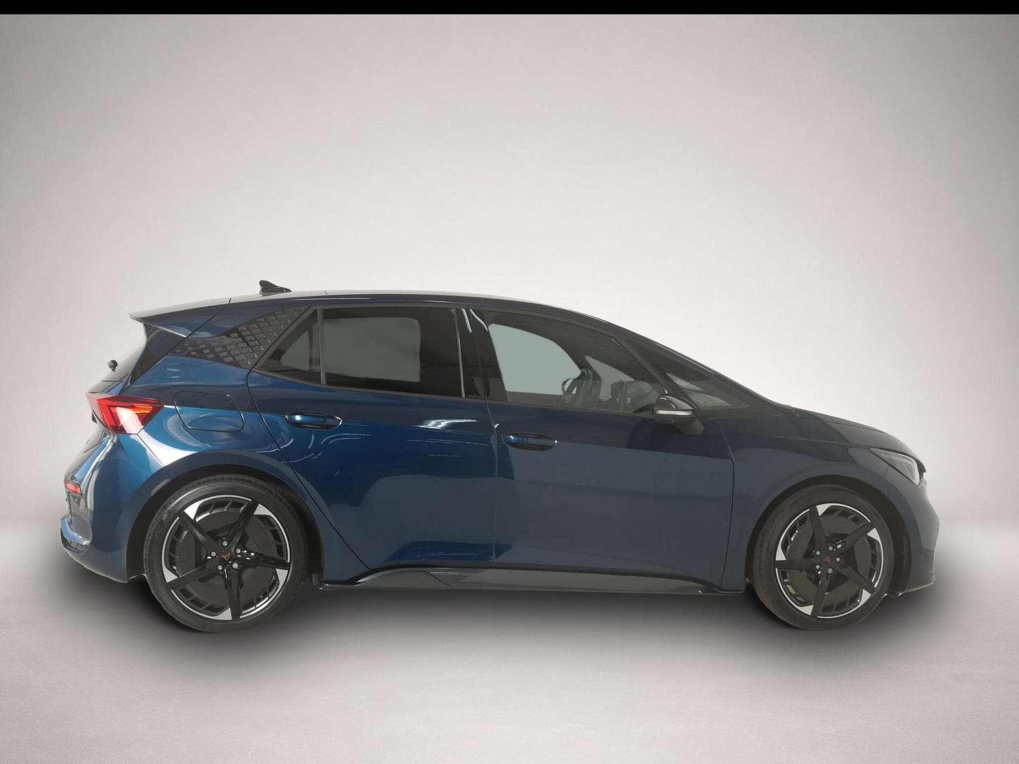 Cupra Born (2025) - Photo 6