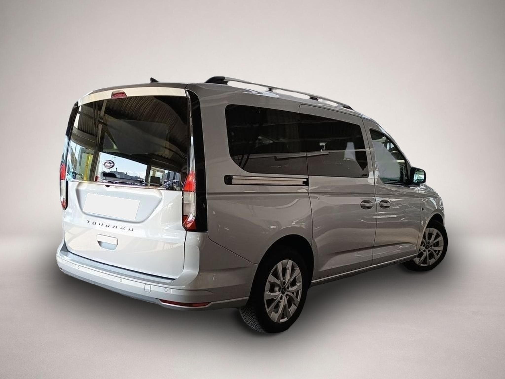 Ford Tourneo (2024) - Photo 2