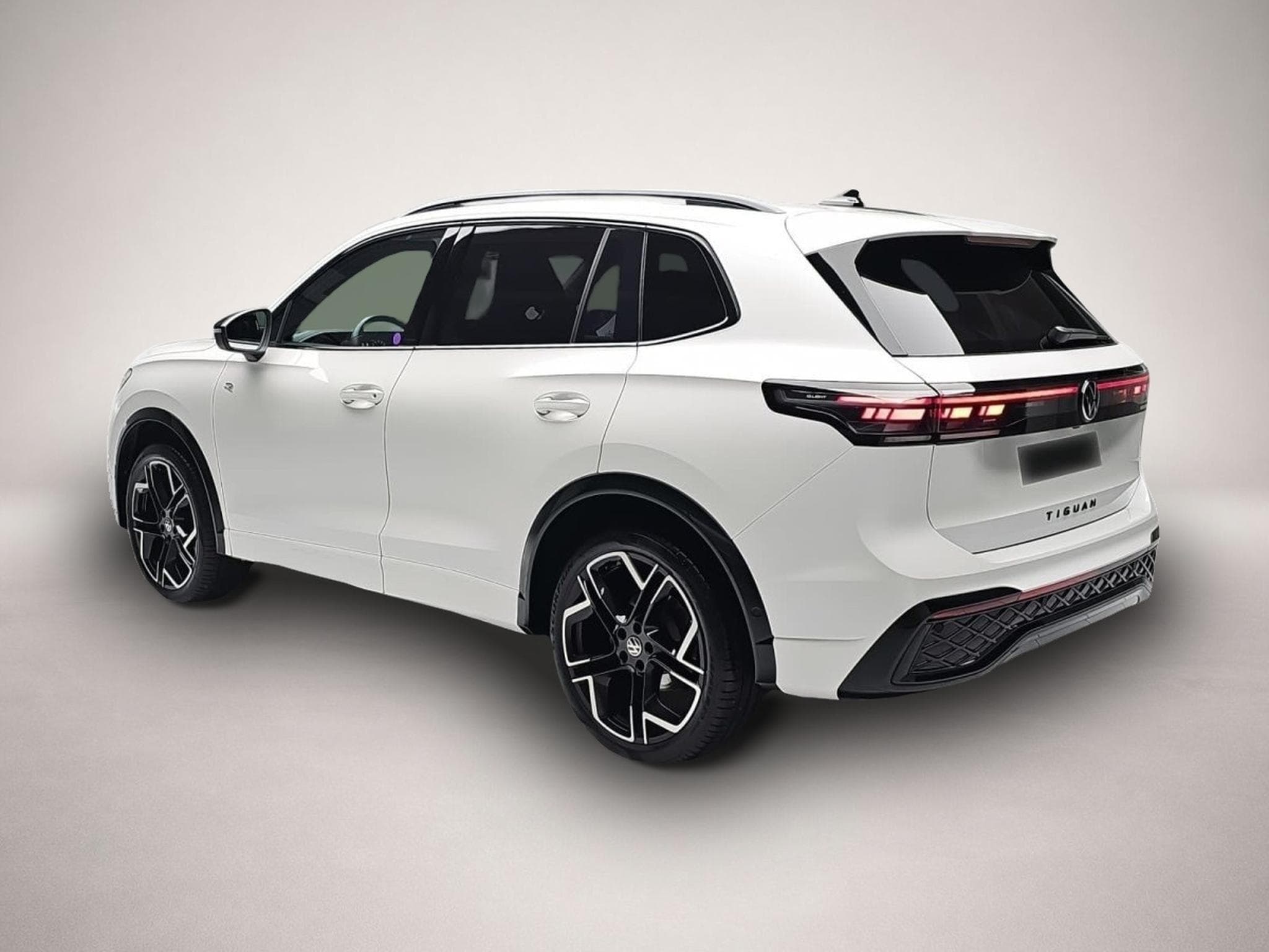 VW Tiguan (2025) - Photo 3