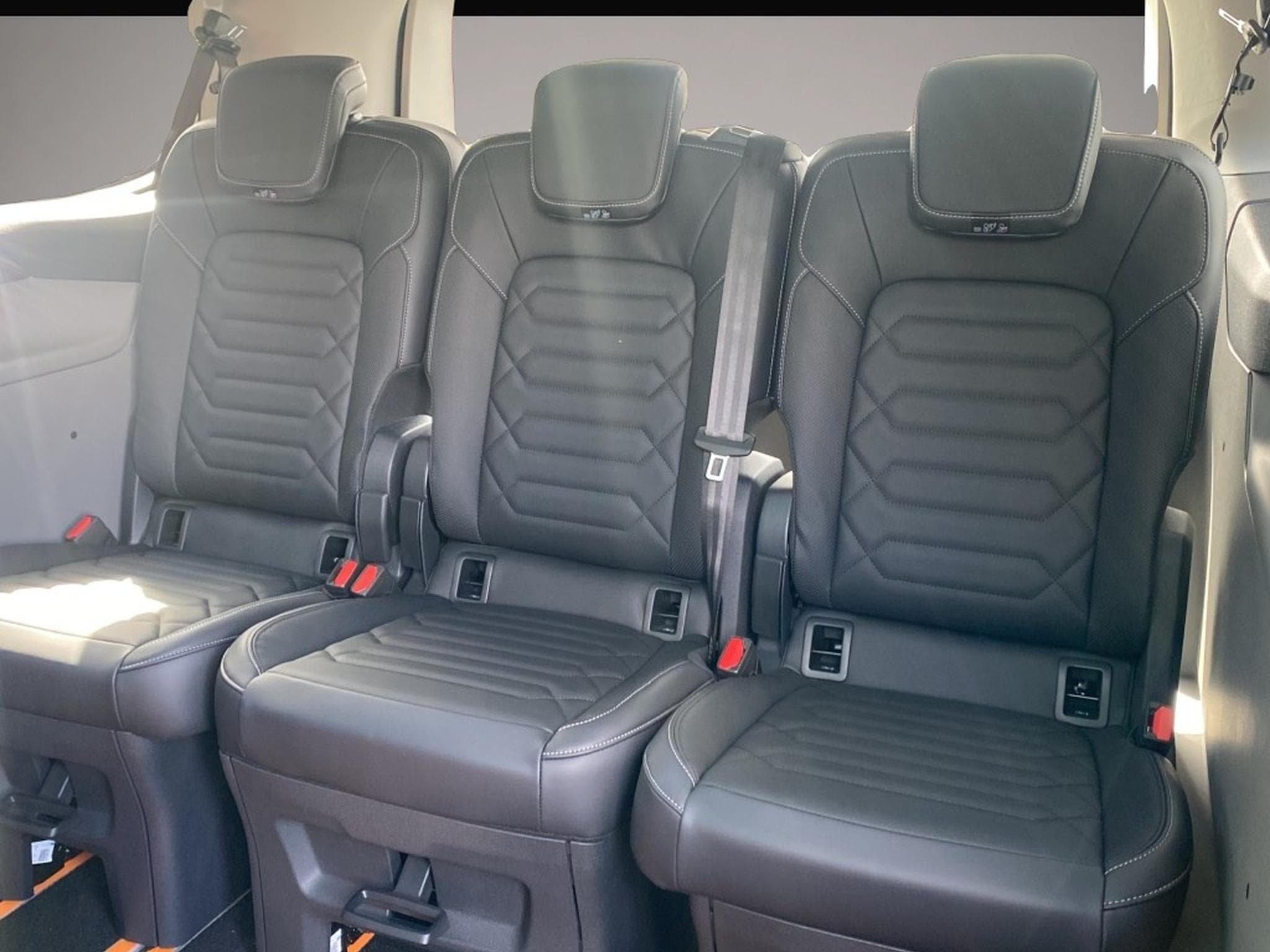 Ford Tourneo (2026) - Photo 7