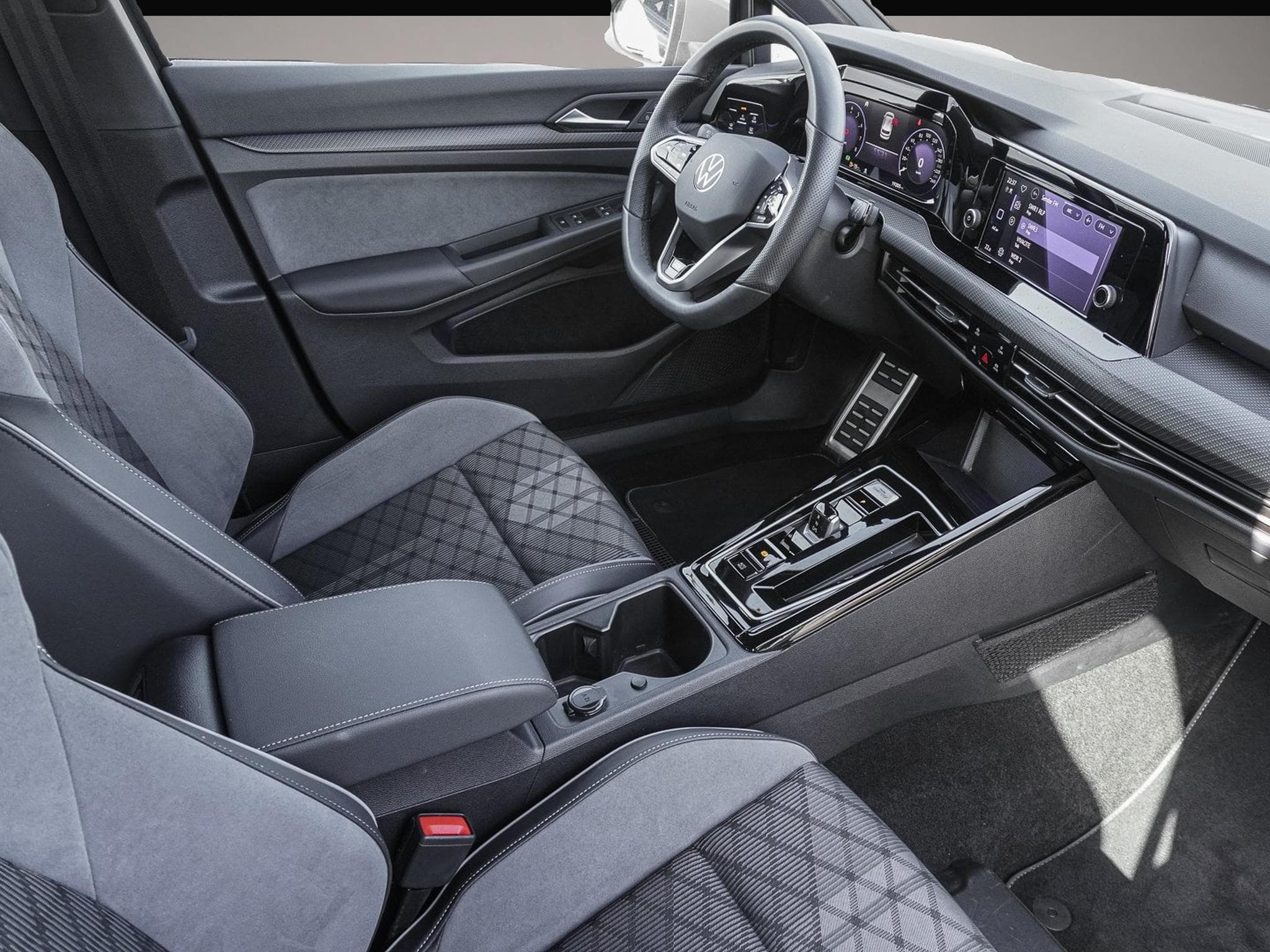 VW Golf (2024) - Photo 6