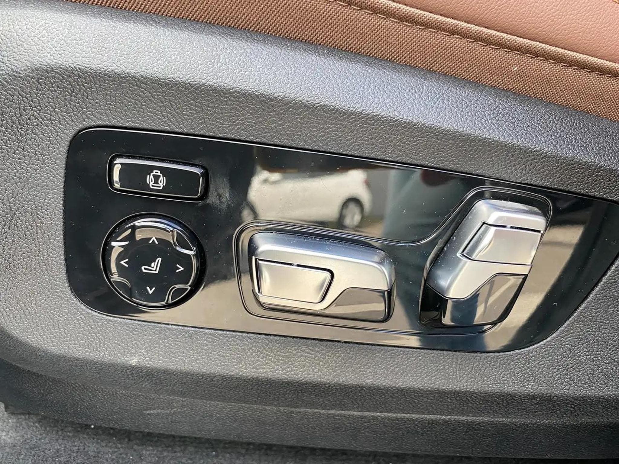 BMW X6 (2026) - Photo 14