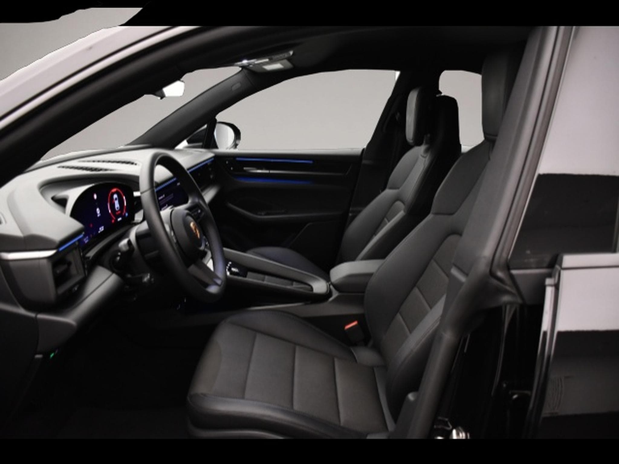 Porsche Macan (2024) - Photo 3